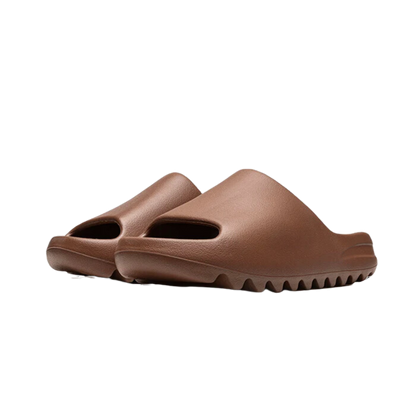 Yeezy Slide Flax Unveils Pure Sophistication