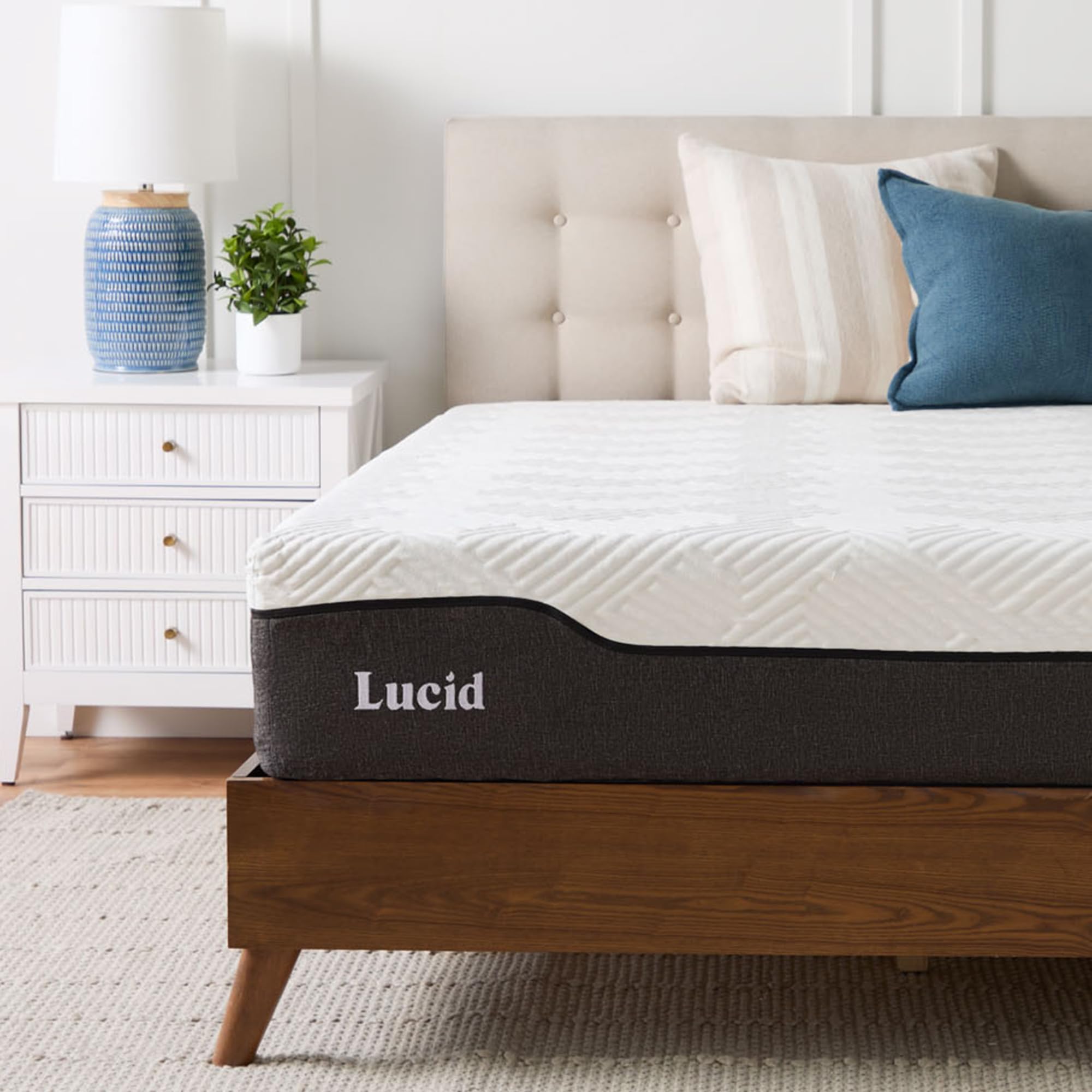 Bamboo Foam Mattress - Queen 12 inch Plush