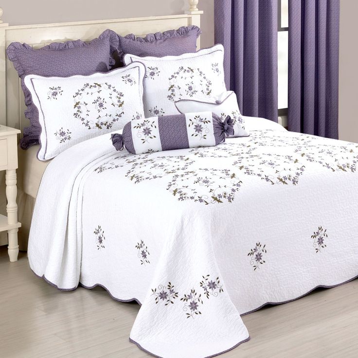 Bedspread - Double - Floral - White