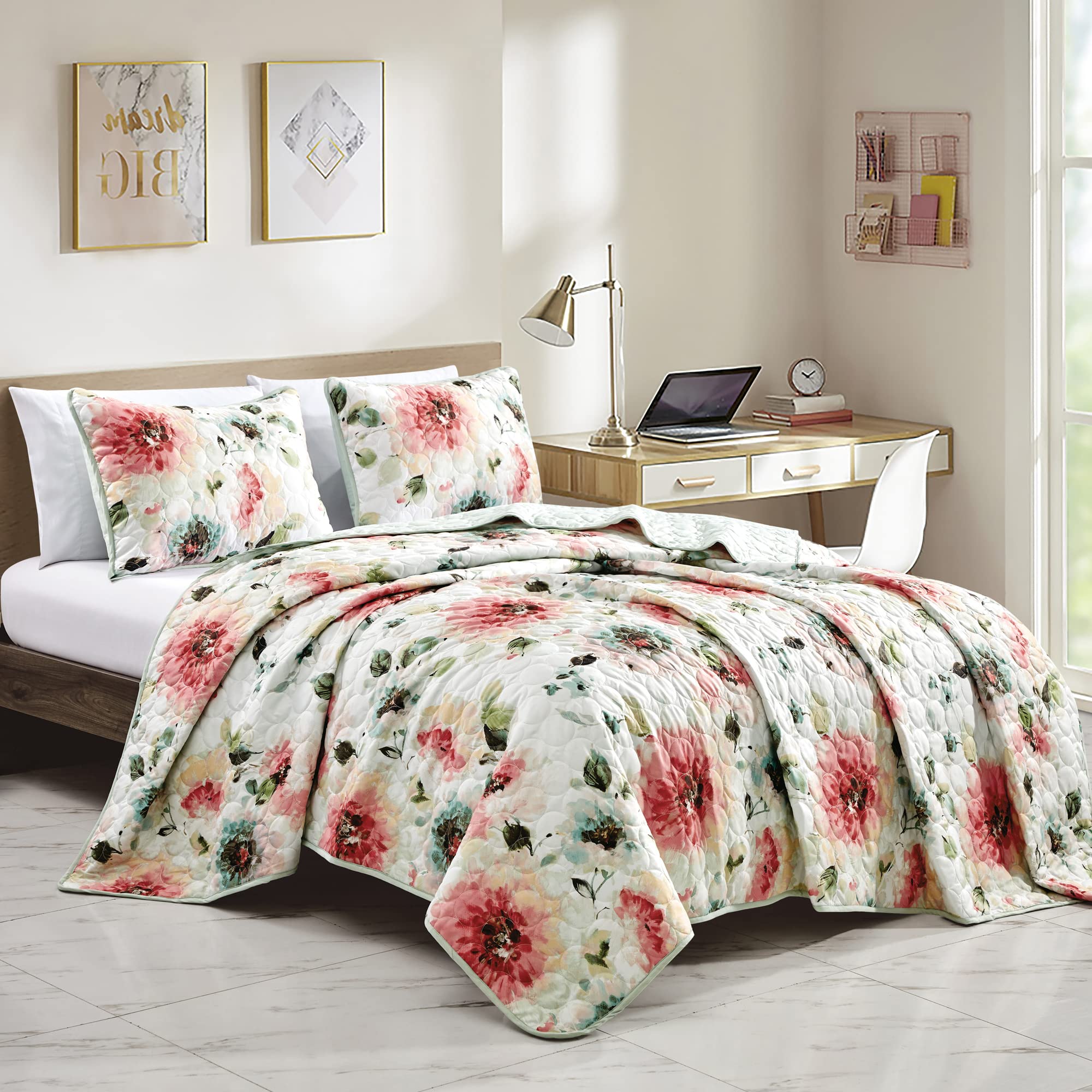 Bedspread - Queen - Floral - White
