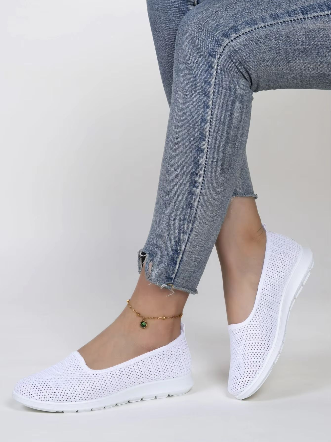 Breathable Flats