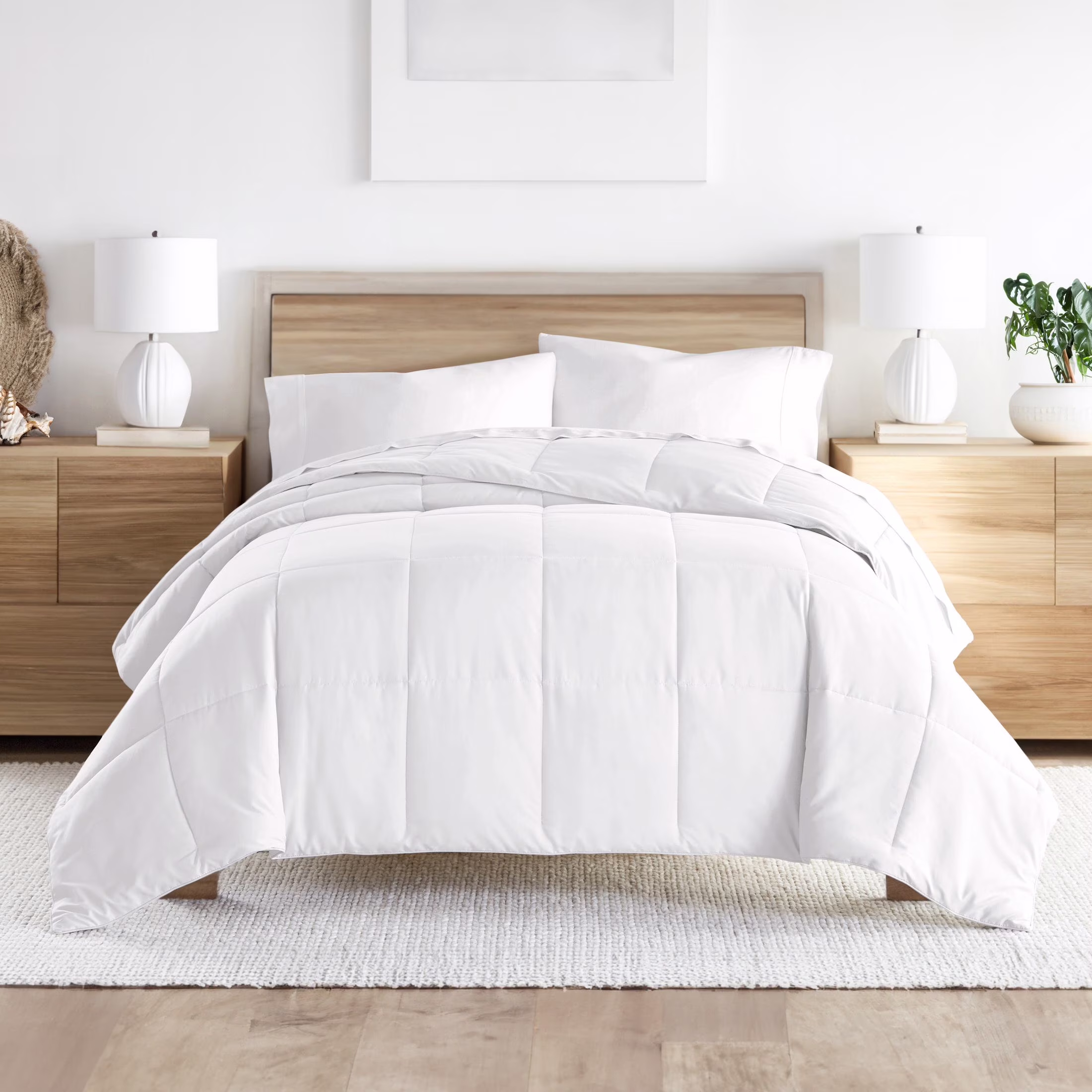 Comforter - Queen - White - All Season