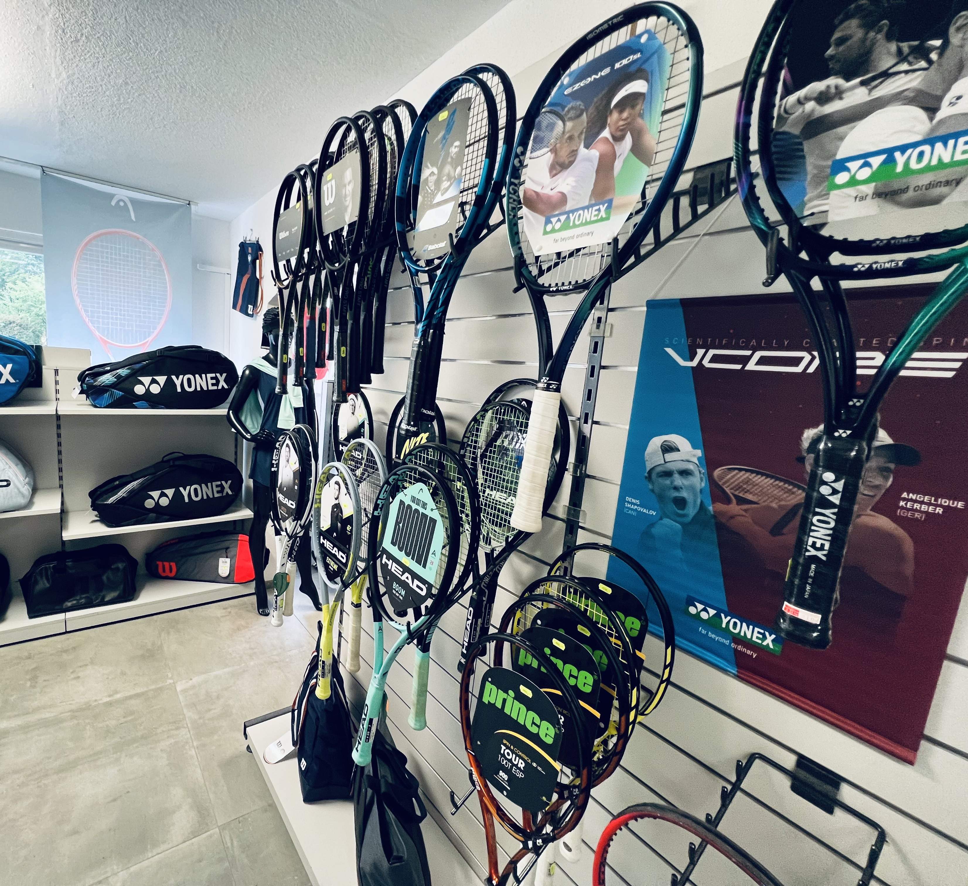 Compact Tennis Racket
