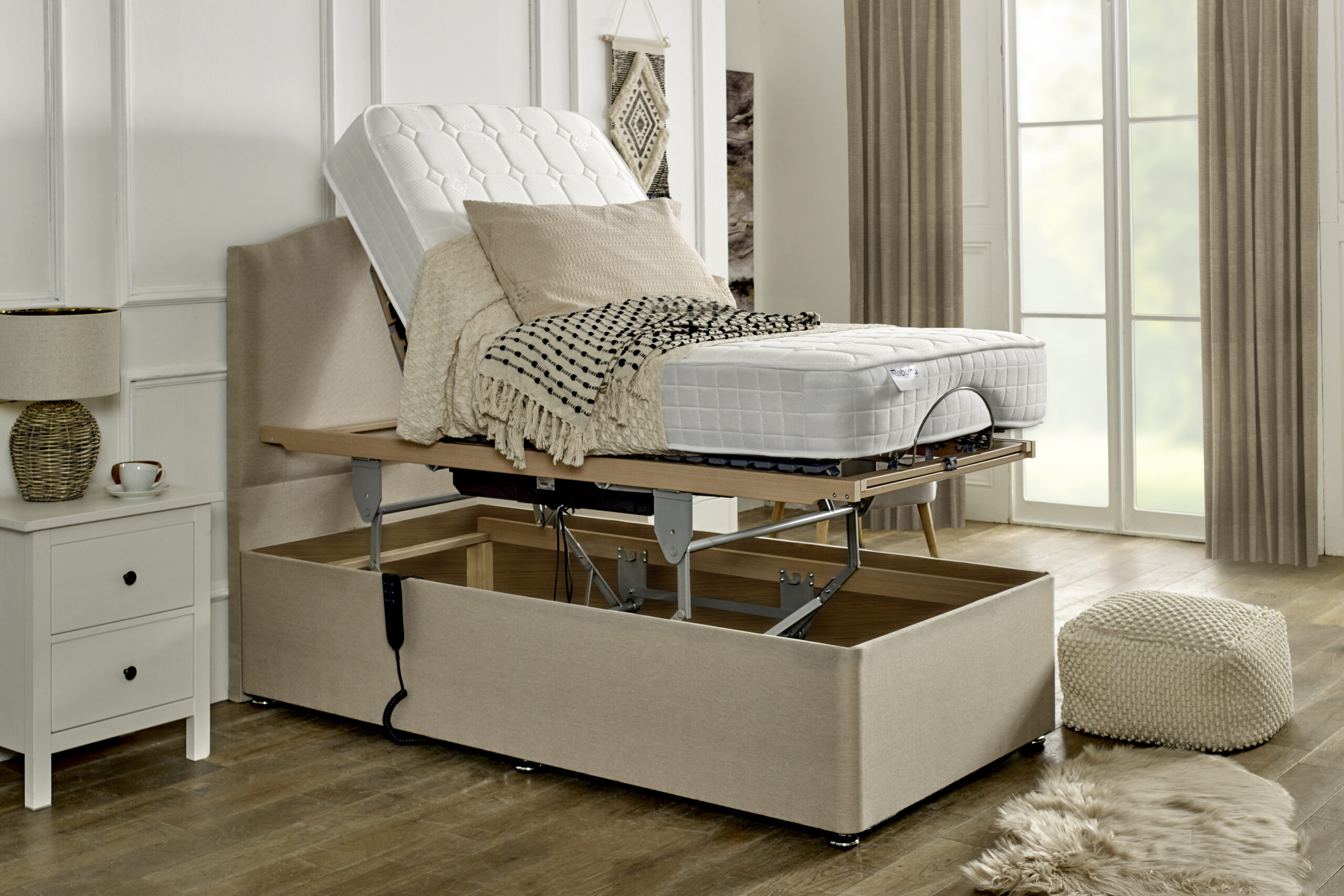 Electric Adjustable Bed - Full 6 inch Plush