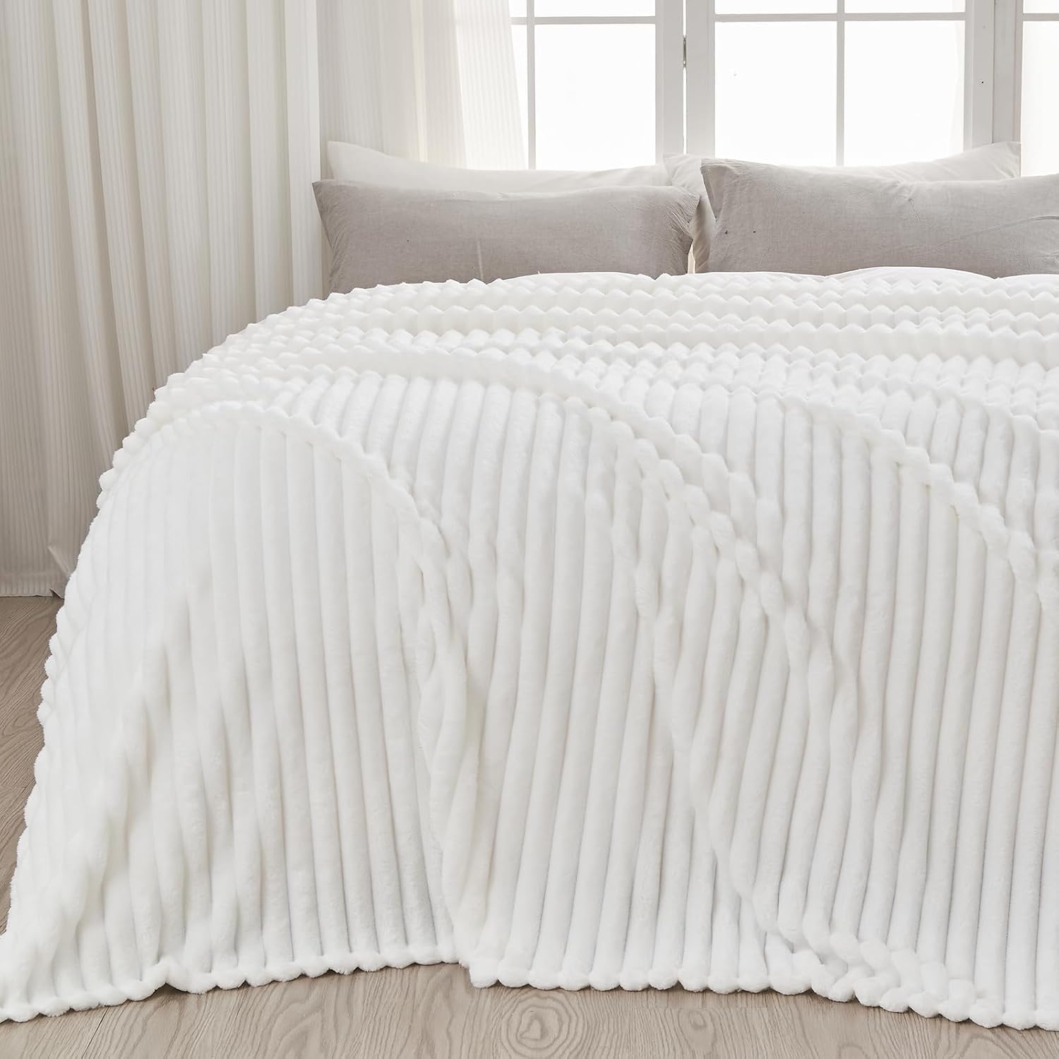 Fleece Blanket - King - White