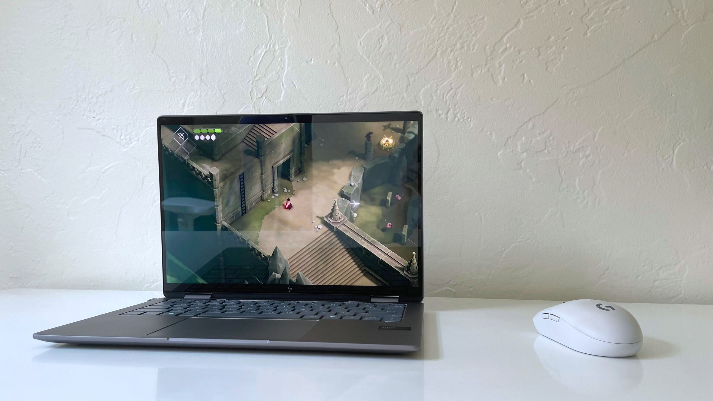 Logitech 2-in-1 Laptop