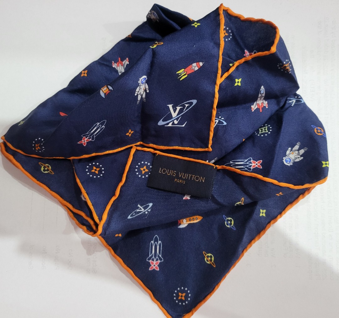 Handkerchief