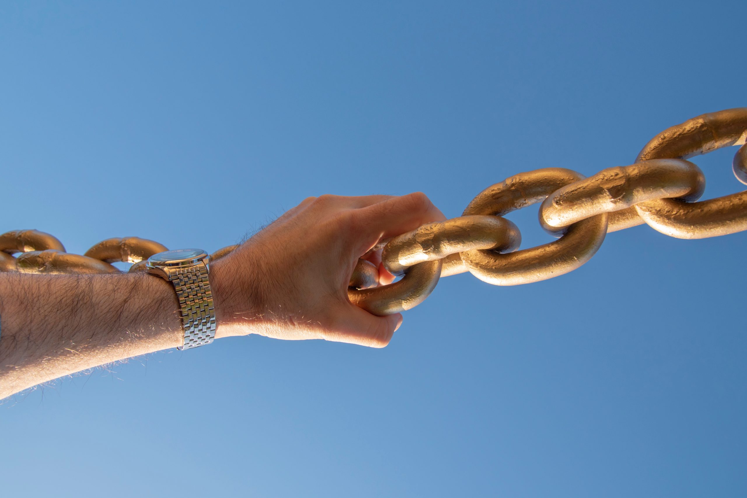 Modern Chain - Unisex