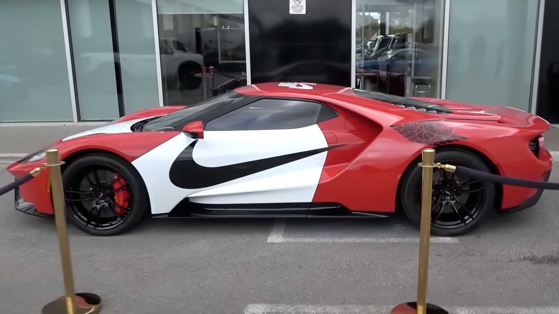 Nike Car Mount