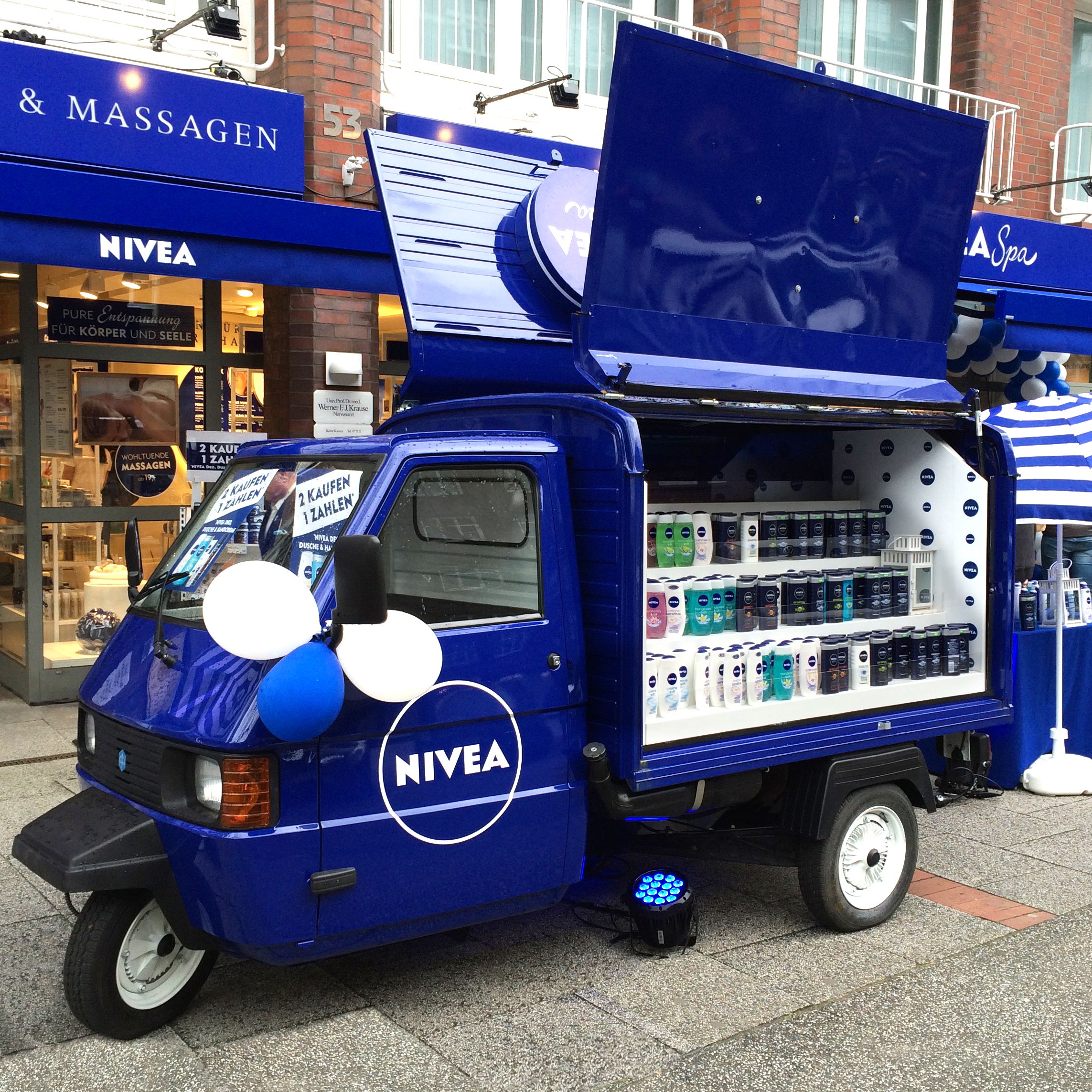 Nivea Car Mount