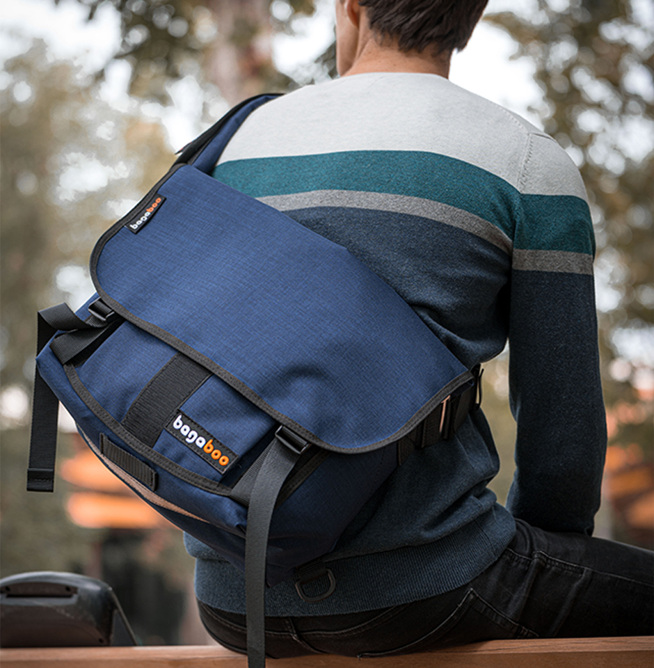 Soft Messenger Bag
