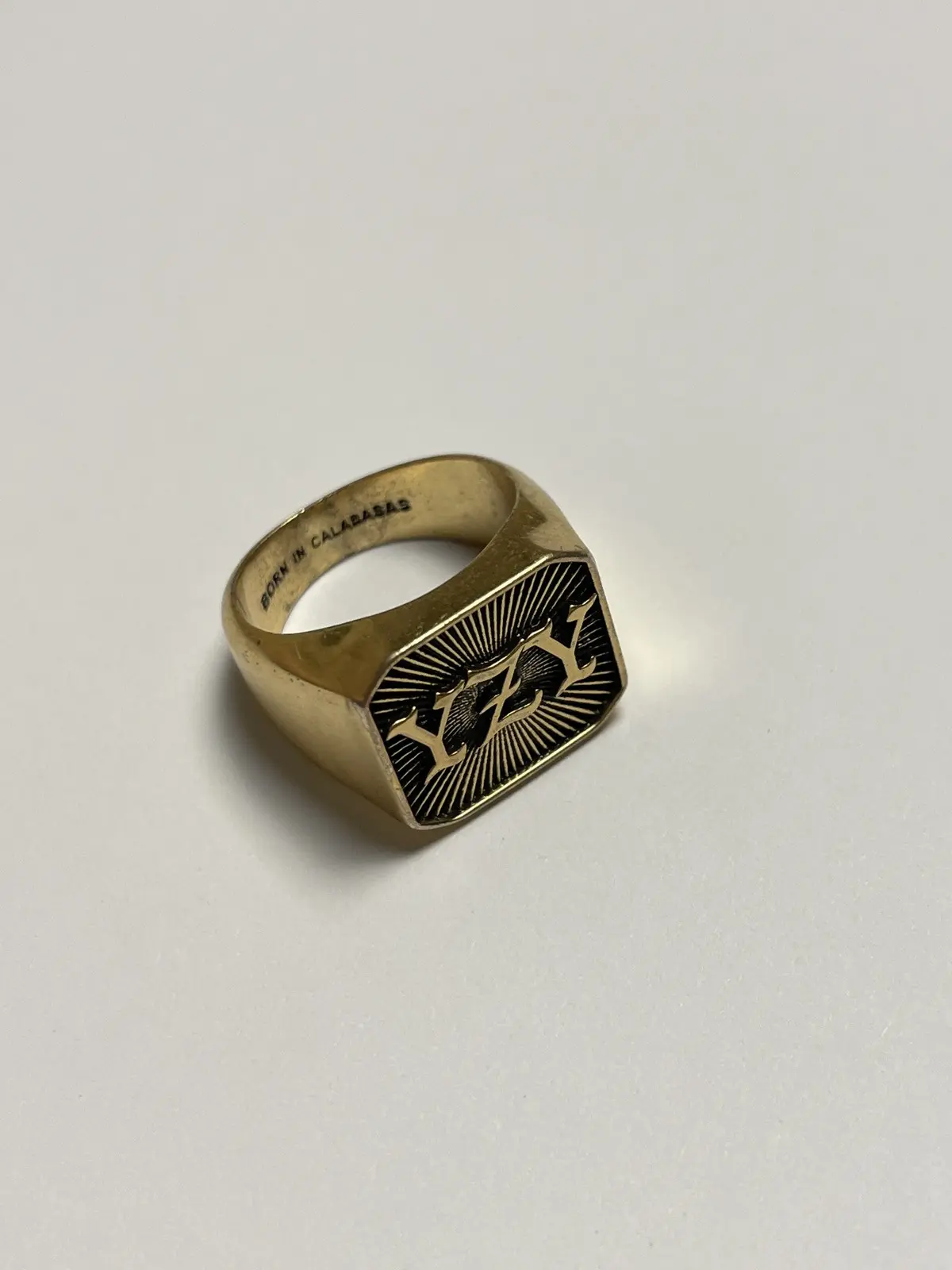 Ring