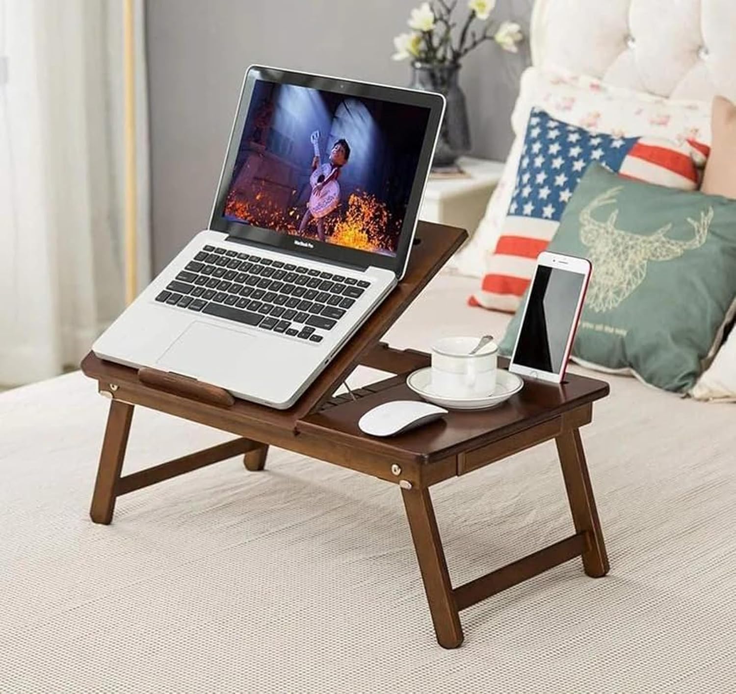 Vaseline Laptop Desk