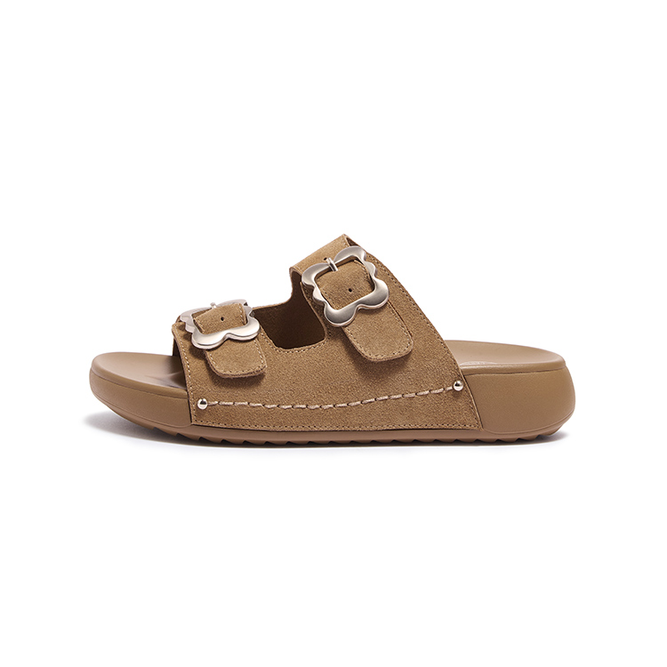 Adventure Camel Slide Sandals