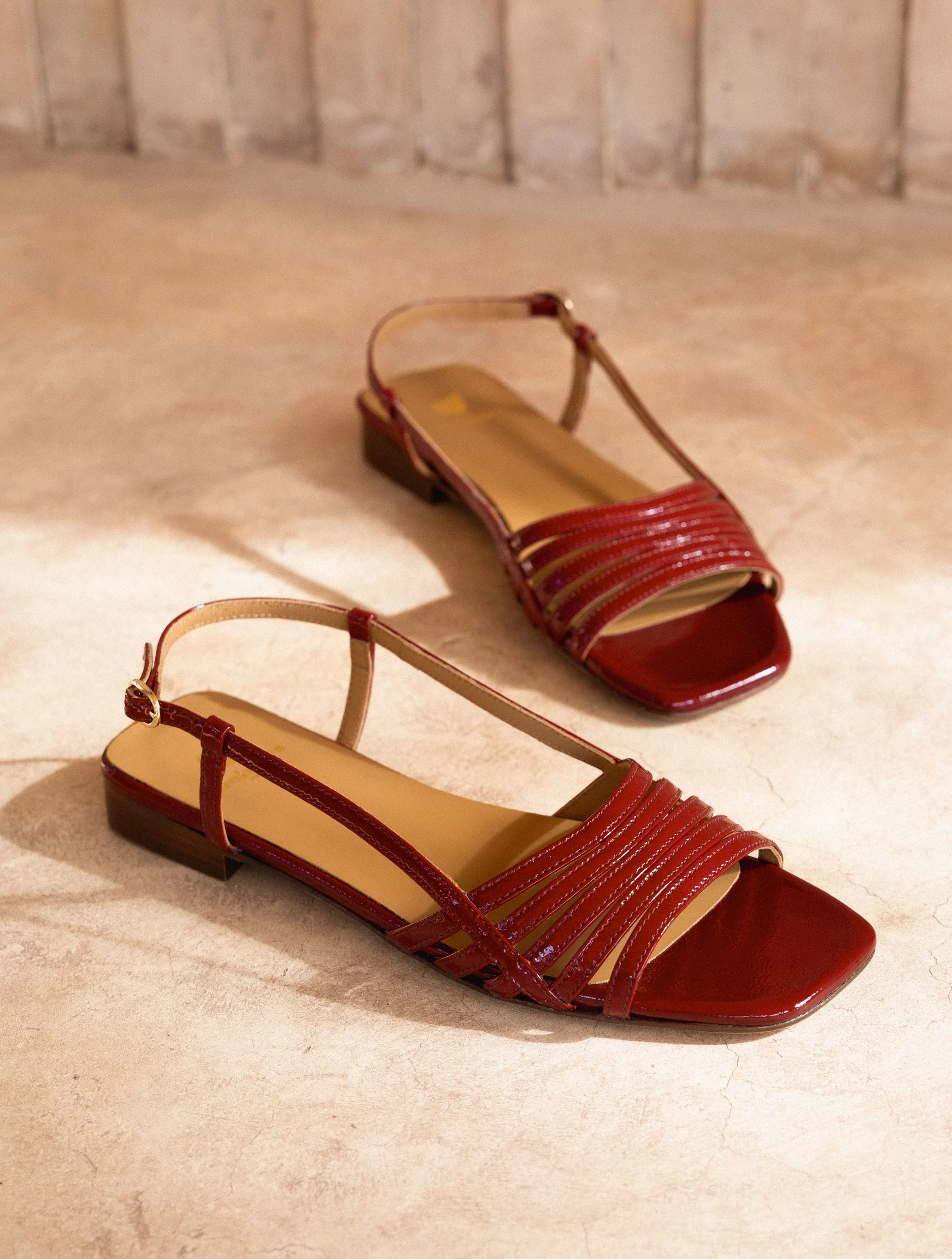 Air Burgundy Sandals