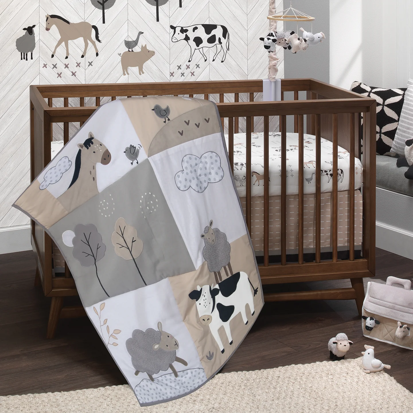 Baby Bedding Set - Crib - 5 Piece