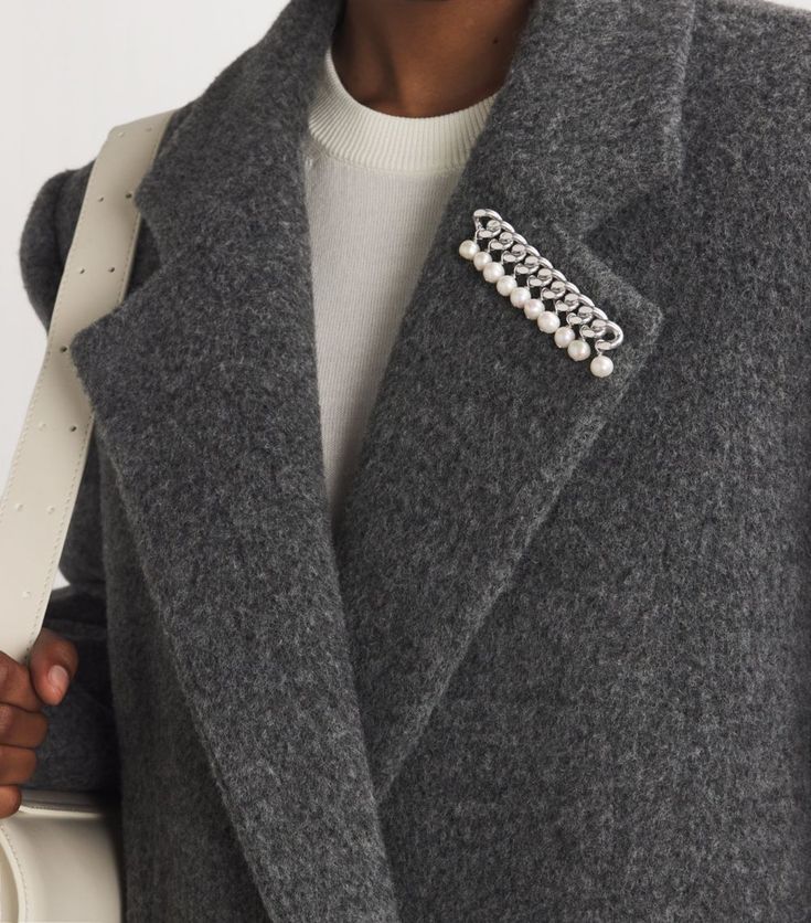 Brooch - Grey