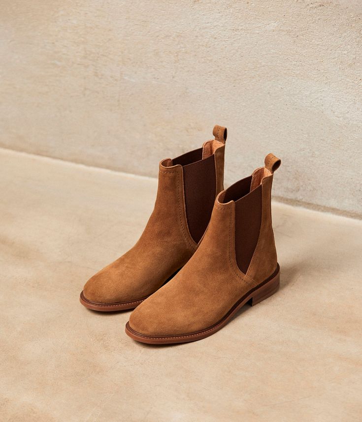 Chelsa Camel Boots