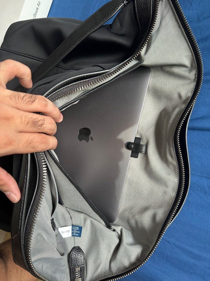Cole Haan Laptop HDD