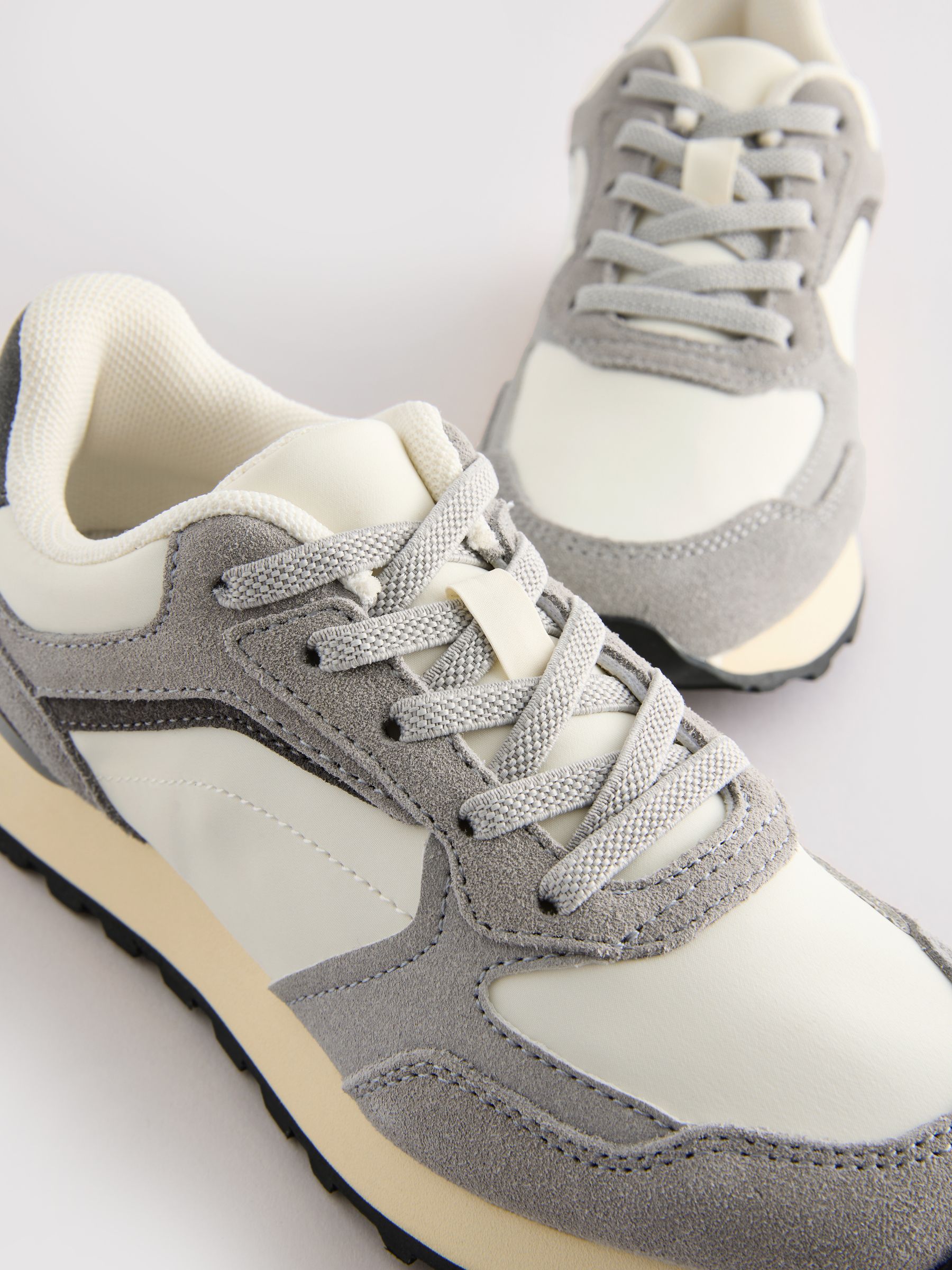 Comfort Grey Sneakers