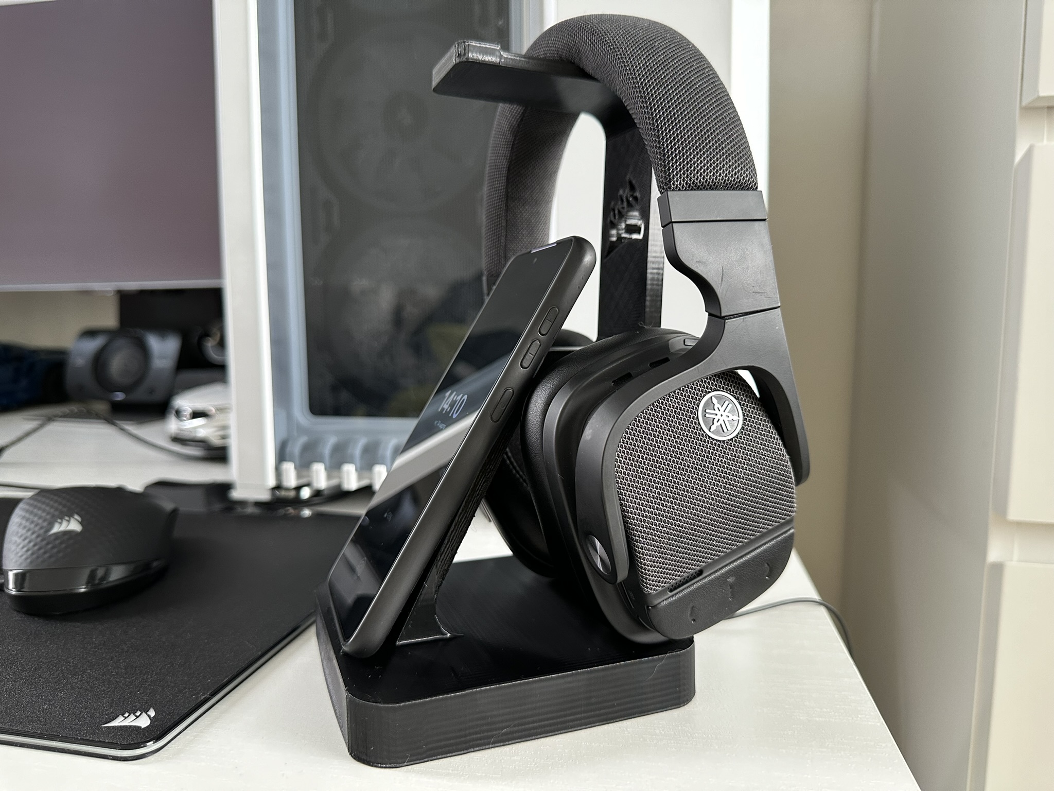 Corsair Phone Stand