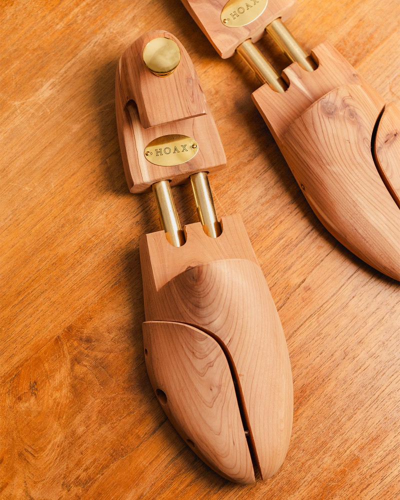 Cushioned Tan Shoe Trees