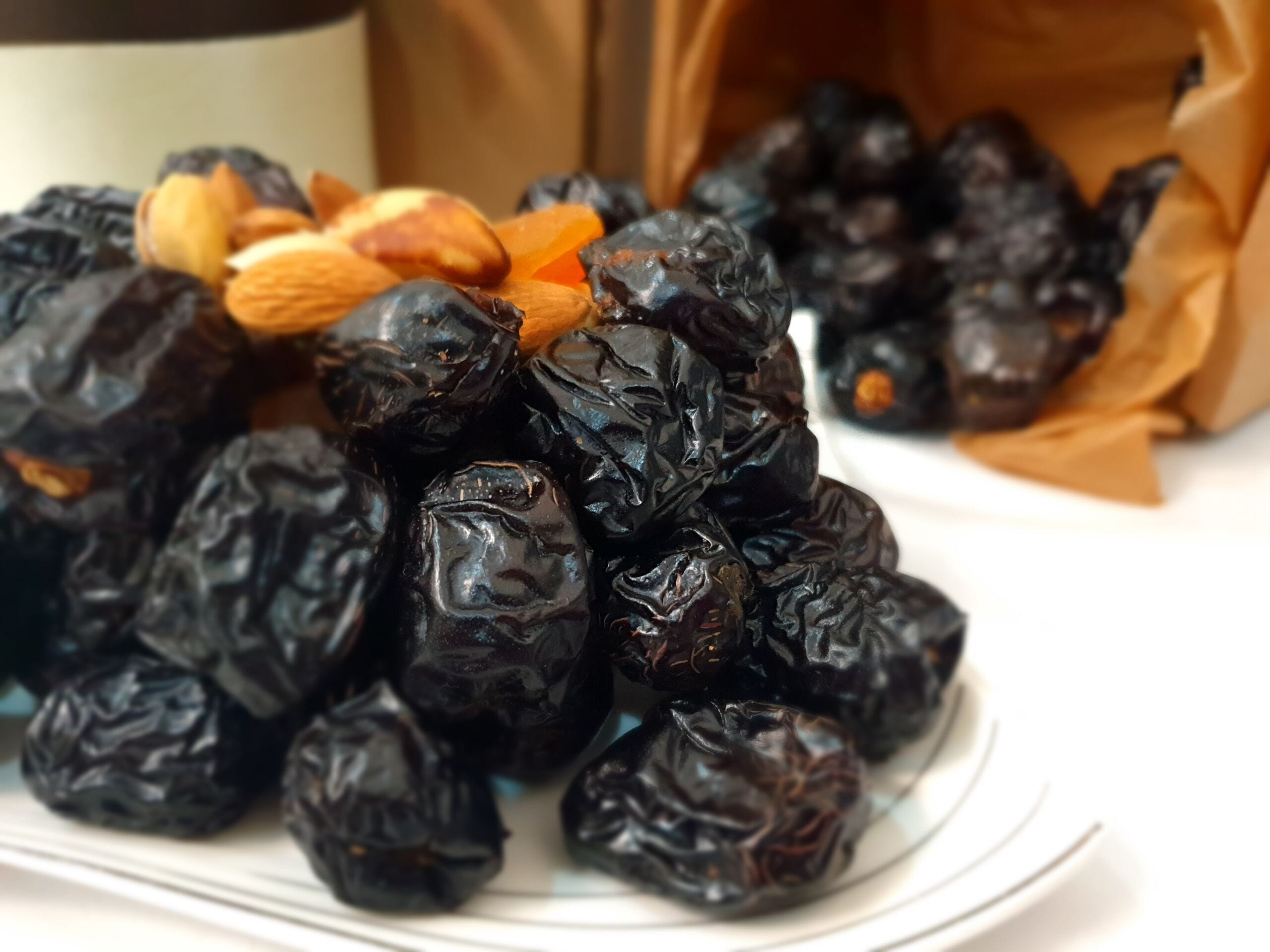Dates - Ajwa - Beige