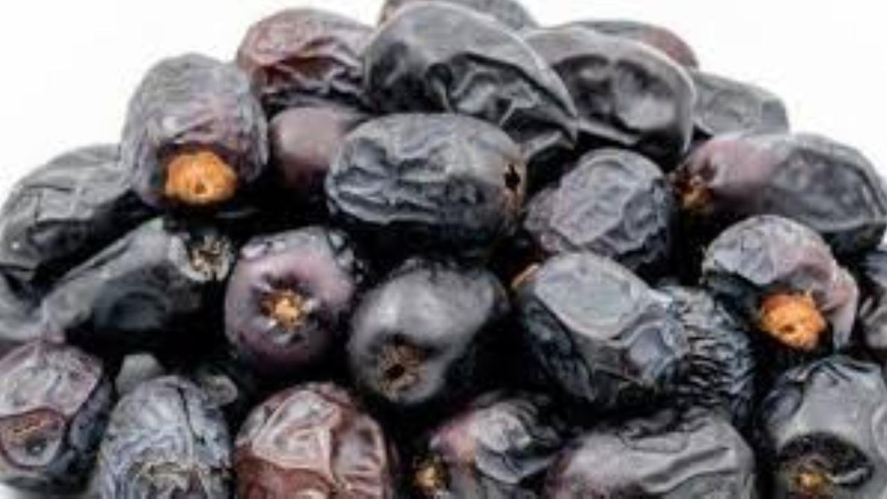 Dates - Ajwa - Brown
