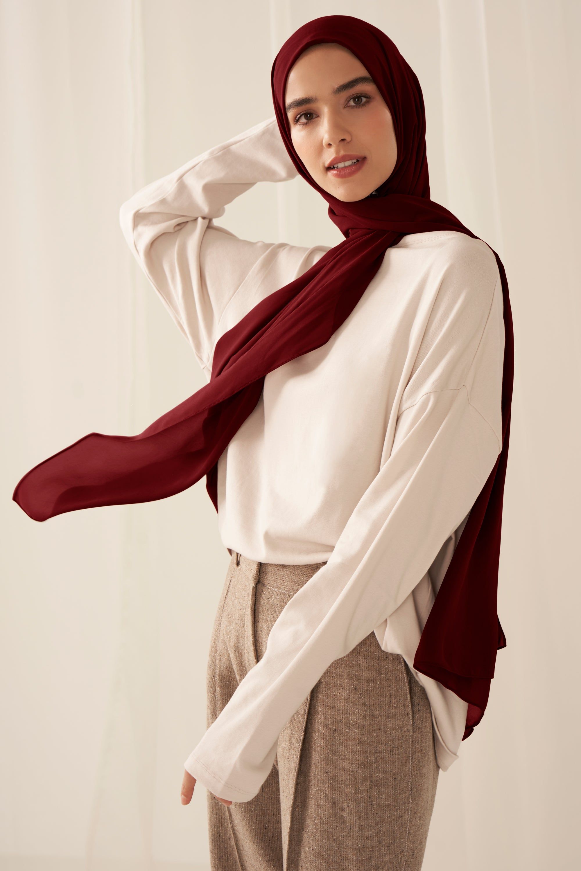 Hijab Clip - Maroon