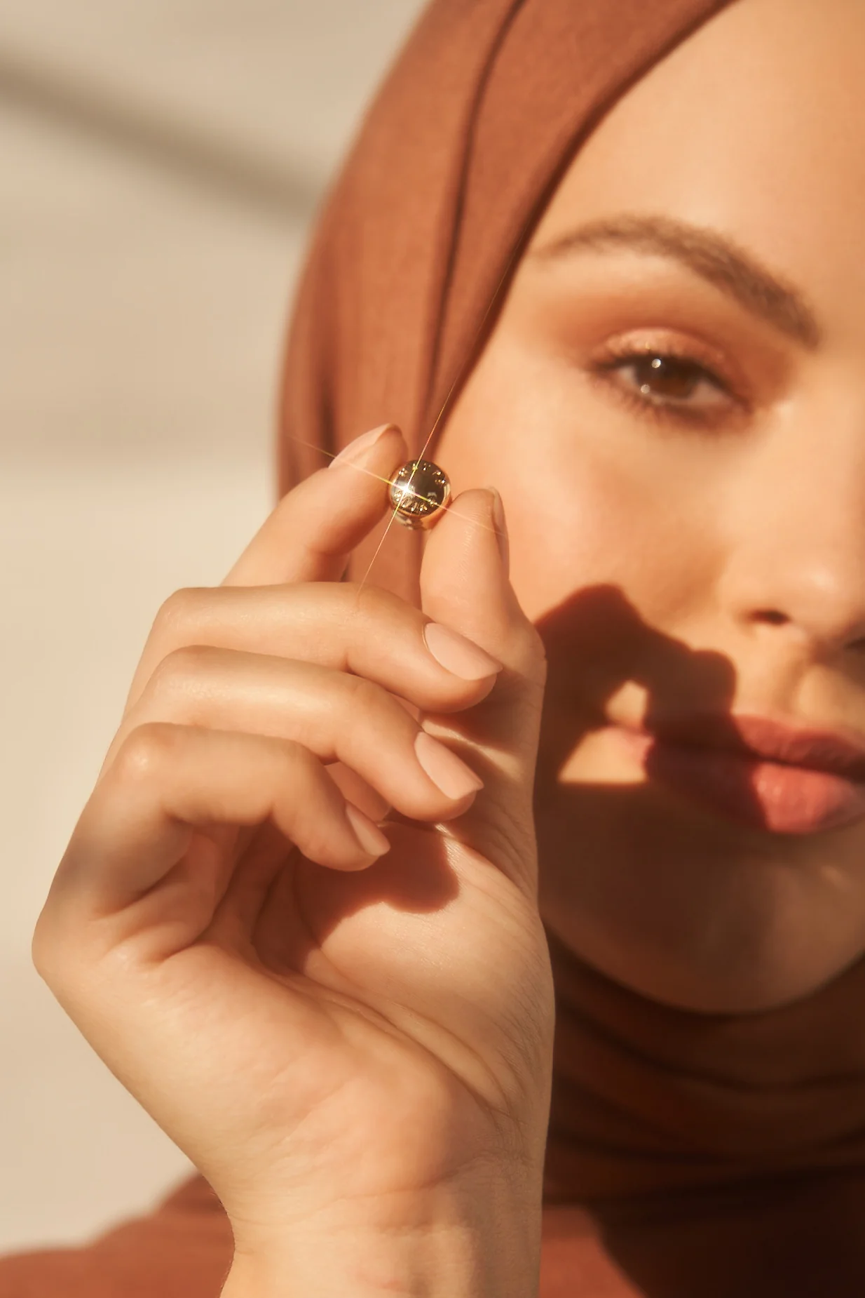 Hijab Magnet - Brown