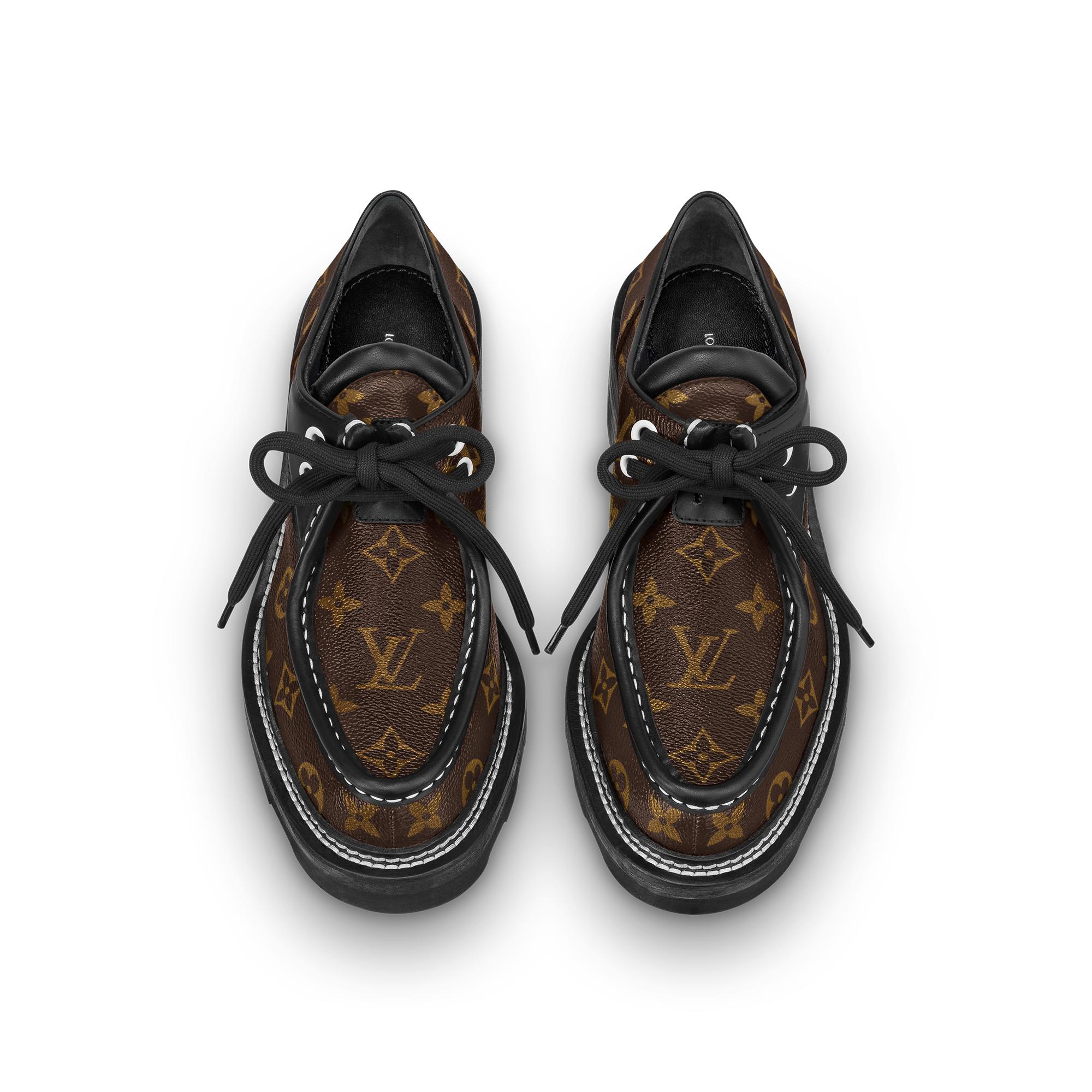 Luxe Tan Derby Shoes