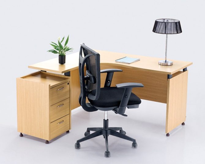 Office Desk - L-Shaped - 140x140cm