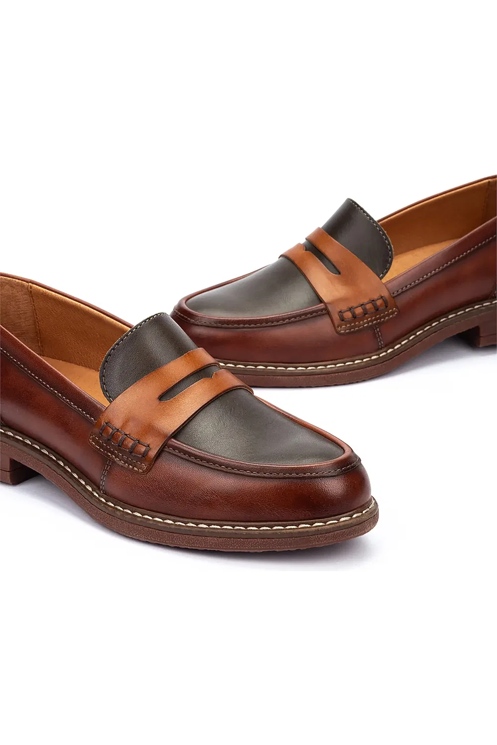 Premium Cognac Loafers