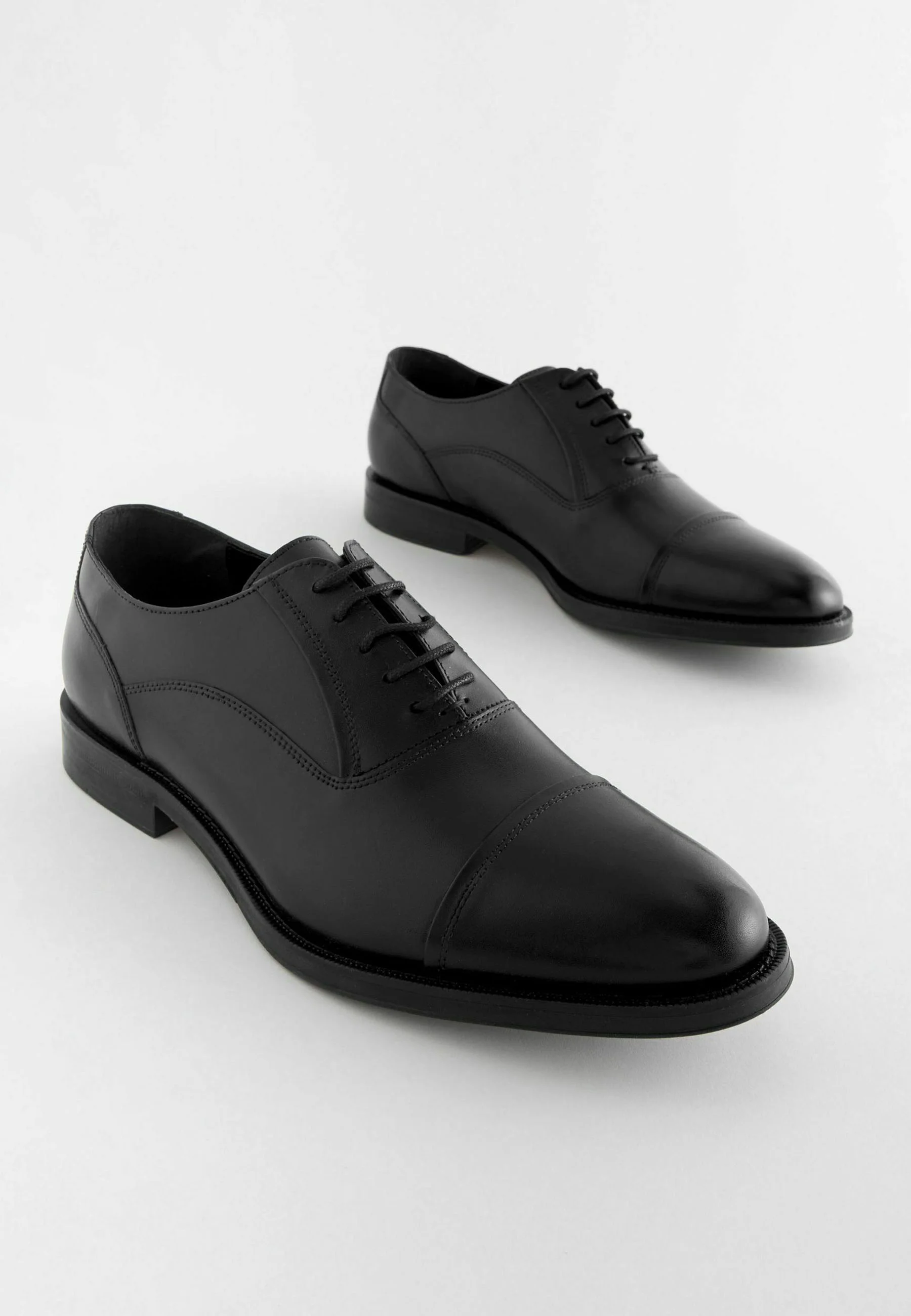 Refined Black Oxford Shoes