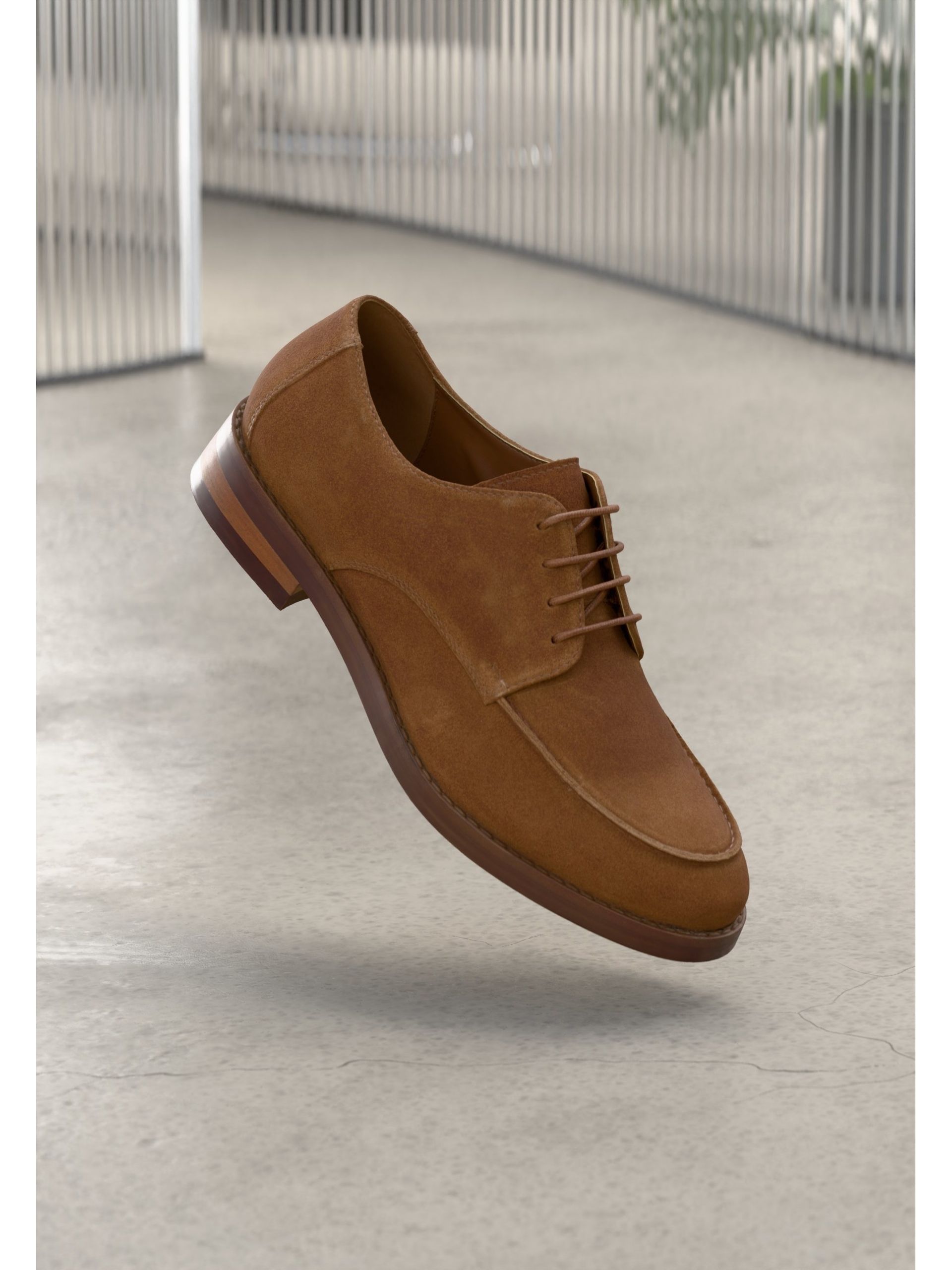 Relaxed Cognac Canvas Shoes