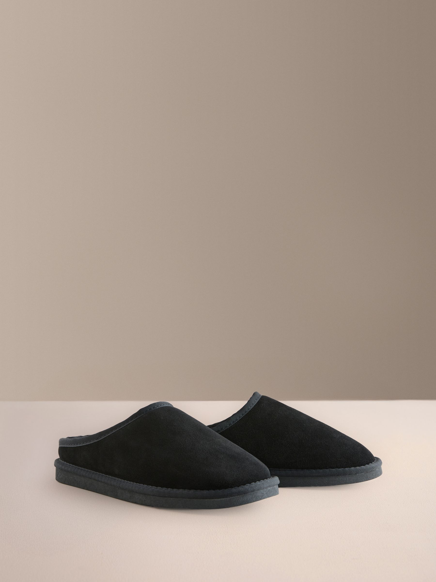 Slippers - Black
