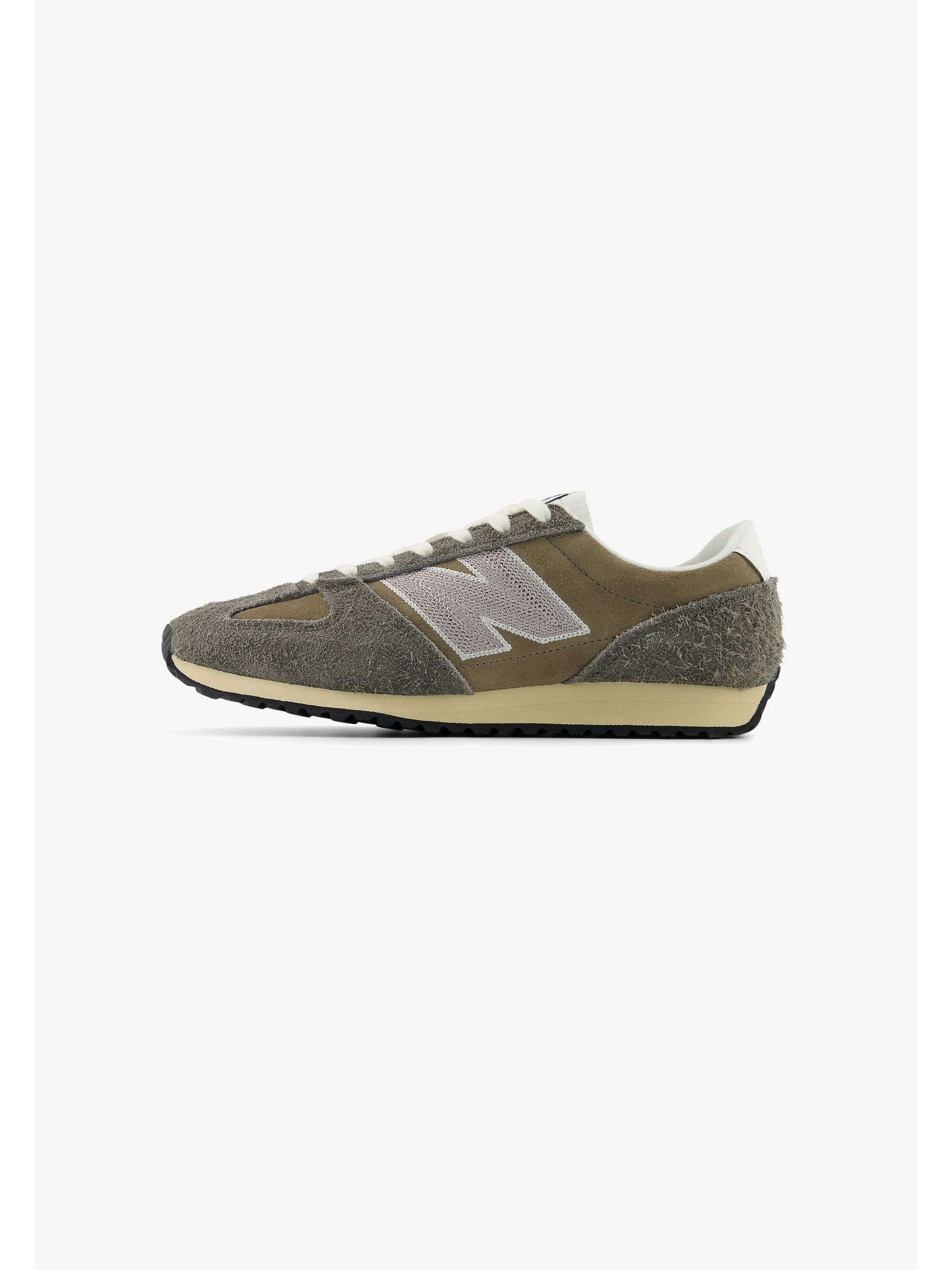 Street Tan Moccasins