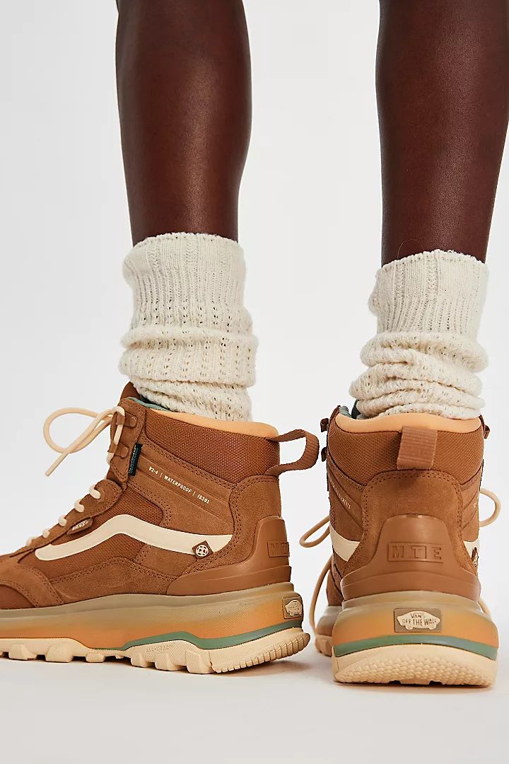 Timber White Hiking Boots