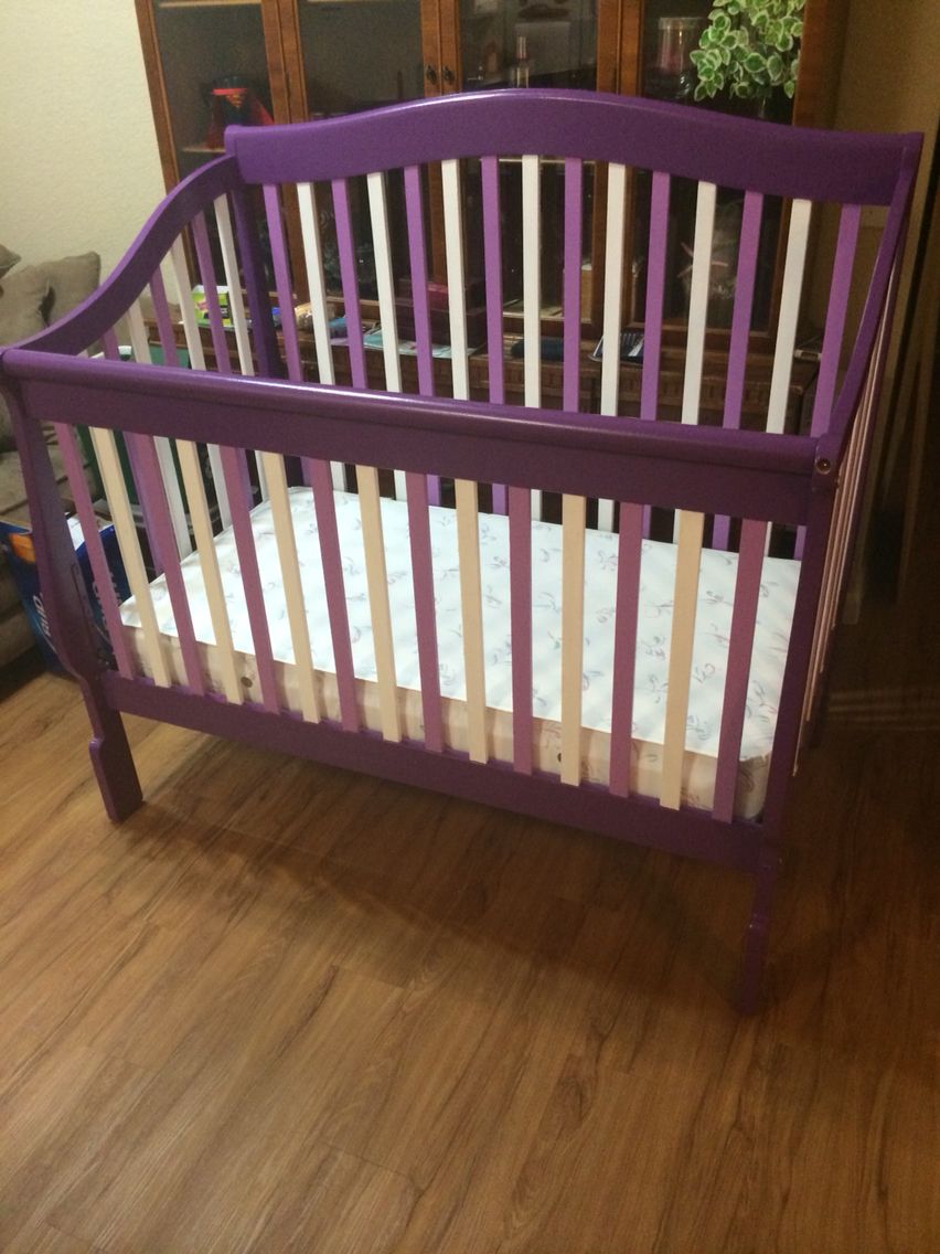 Baby Crib - Purple