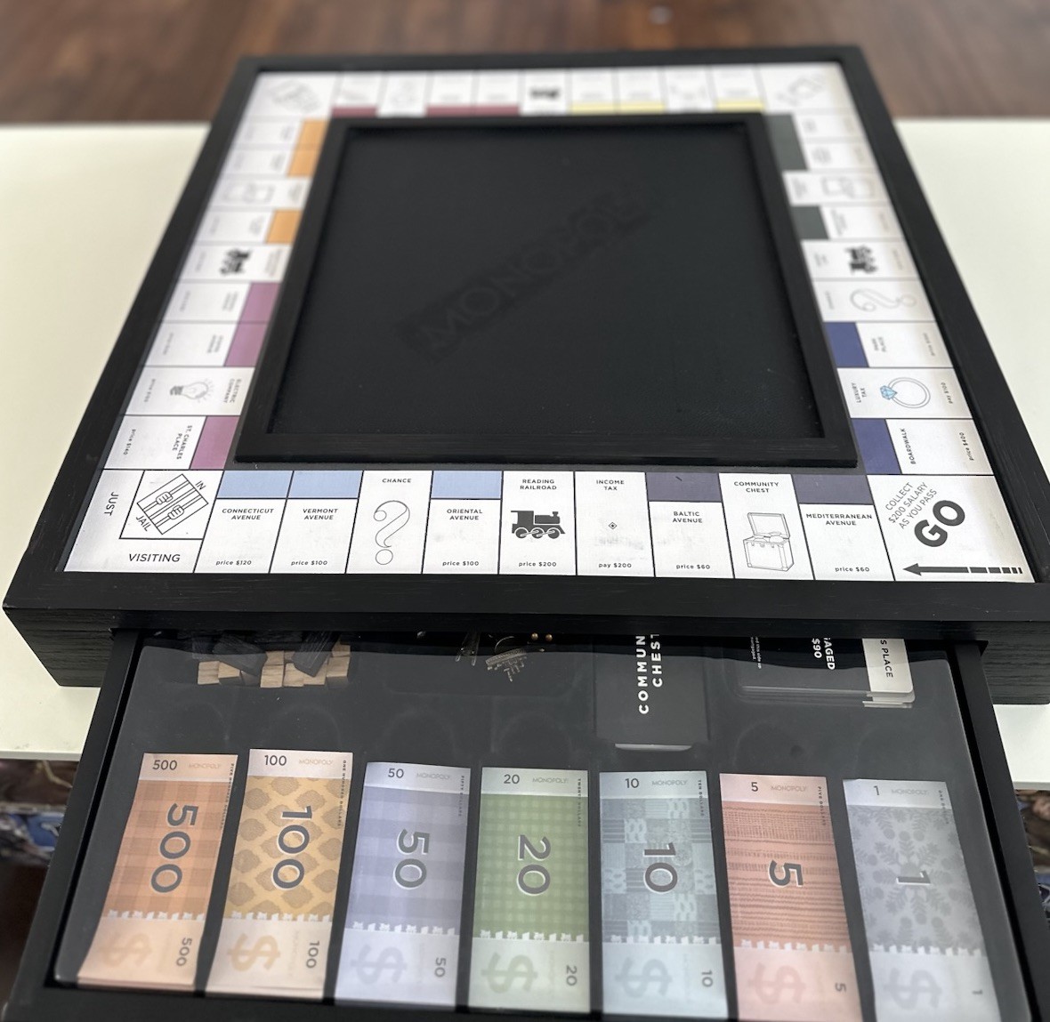 Board Game - Monopoly - Black