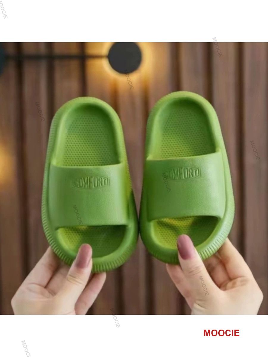 Kids Slippers - Green