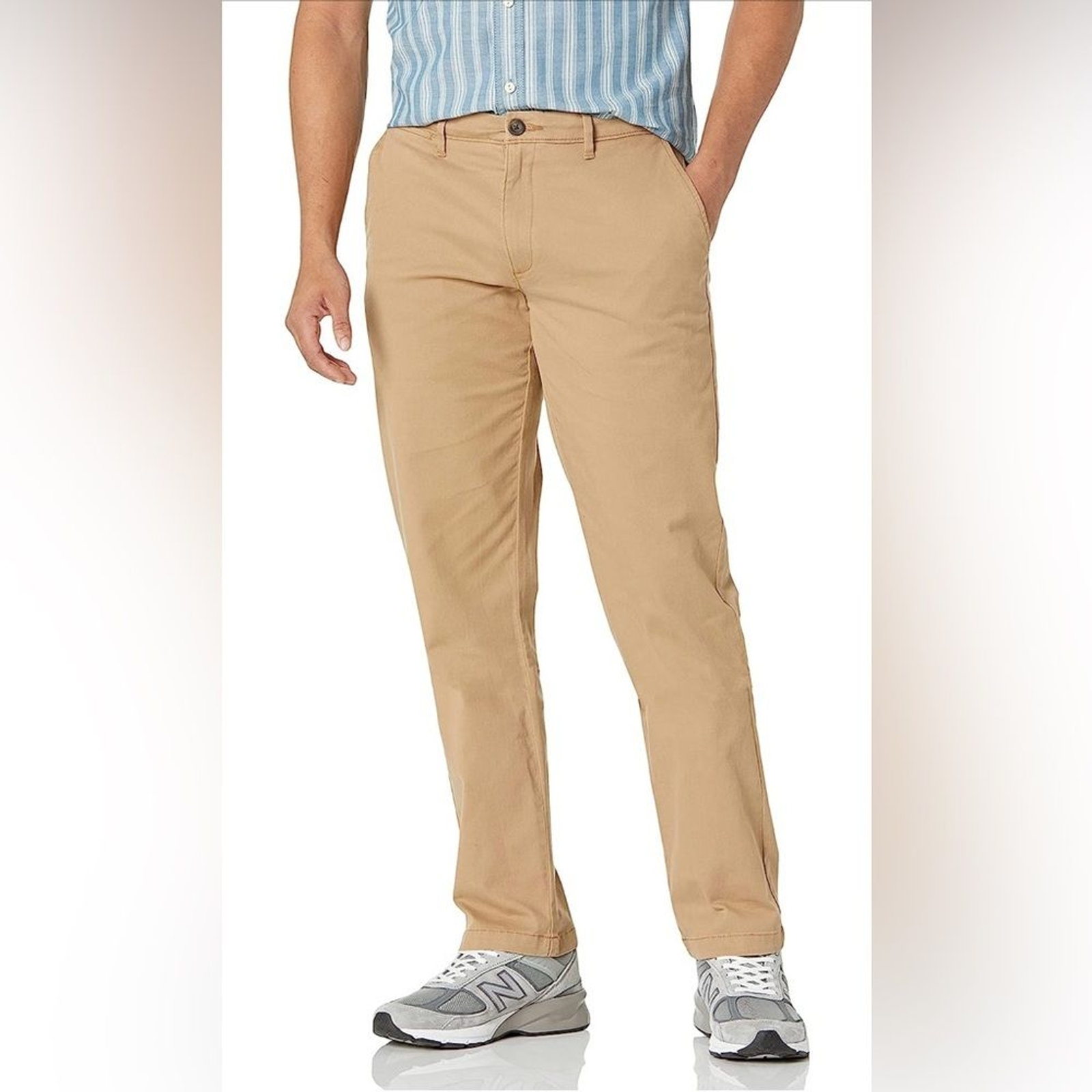 Sporty Men's Casual Chino Pants Essential