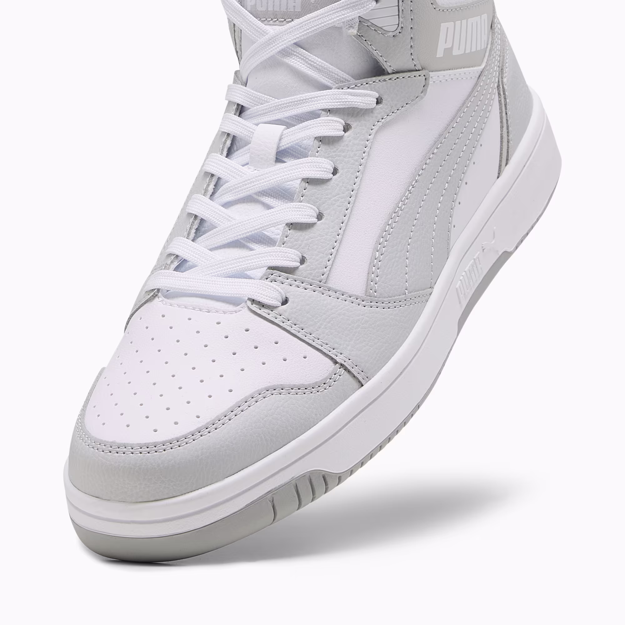 Luxury Mid Top Basketball Shoe Sand