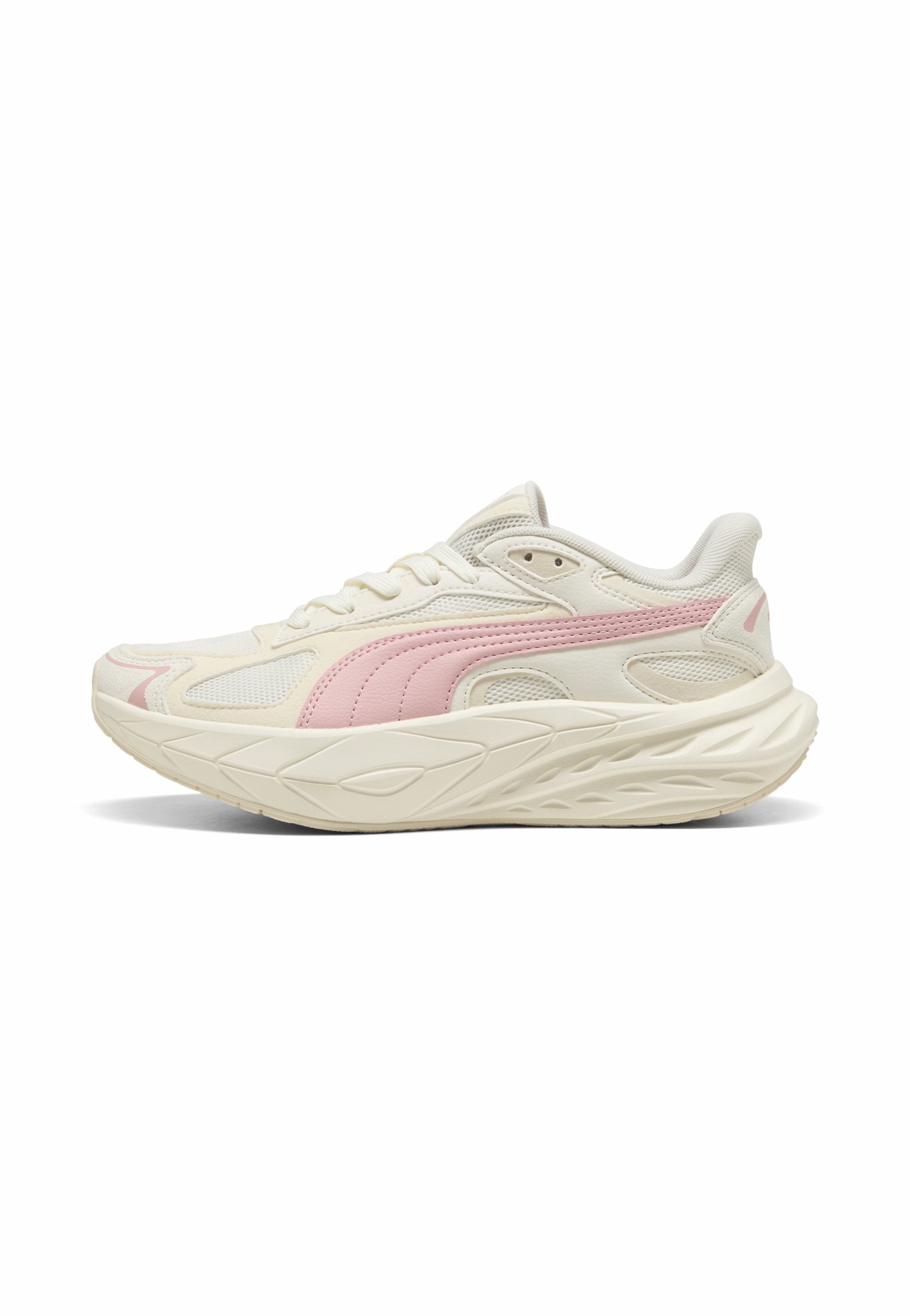 Bold Marathon Running Shoe Cream