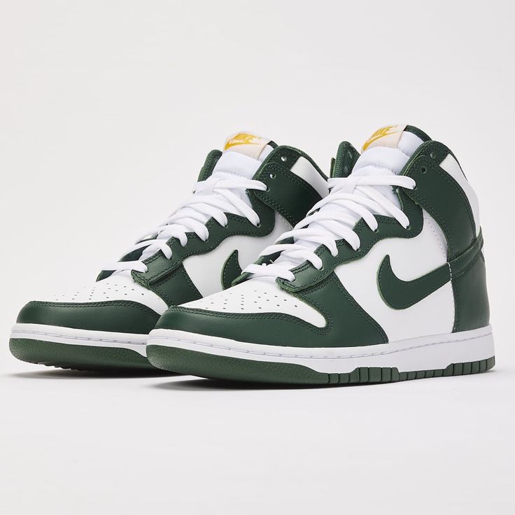 Metropolitan High Top Basketball Shoe Olive