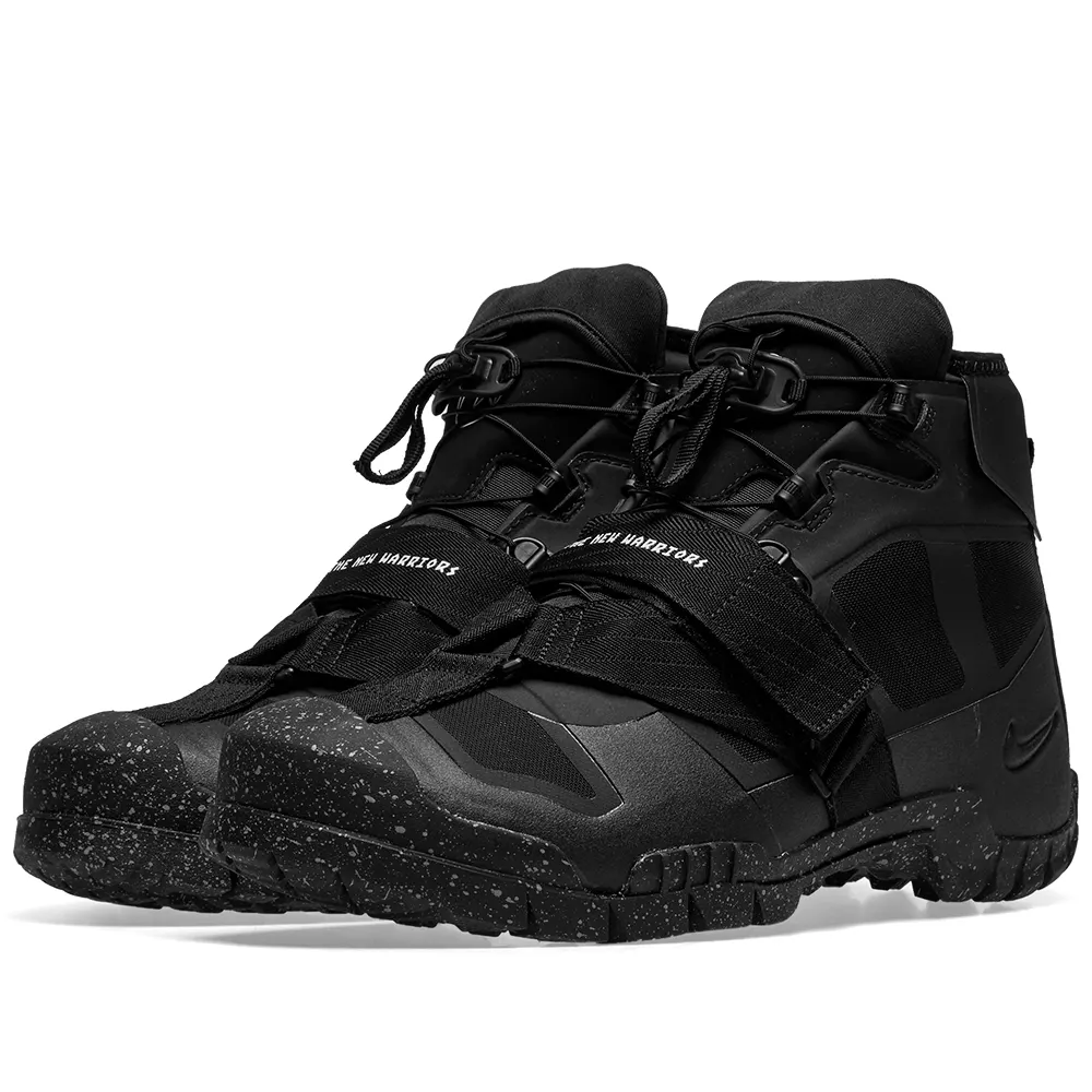 Summit Winter Hiking Boot Charcoal