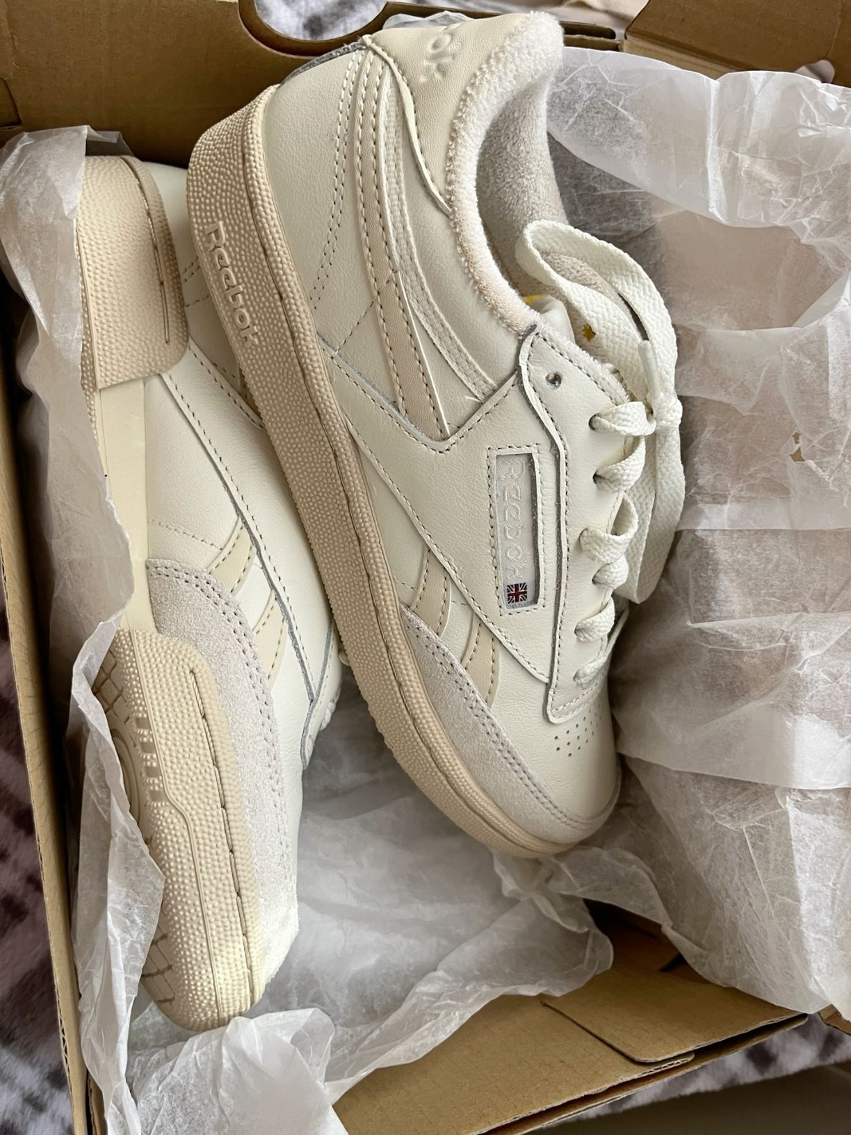 Signature Studio Training Shoe Ivory