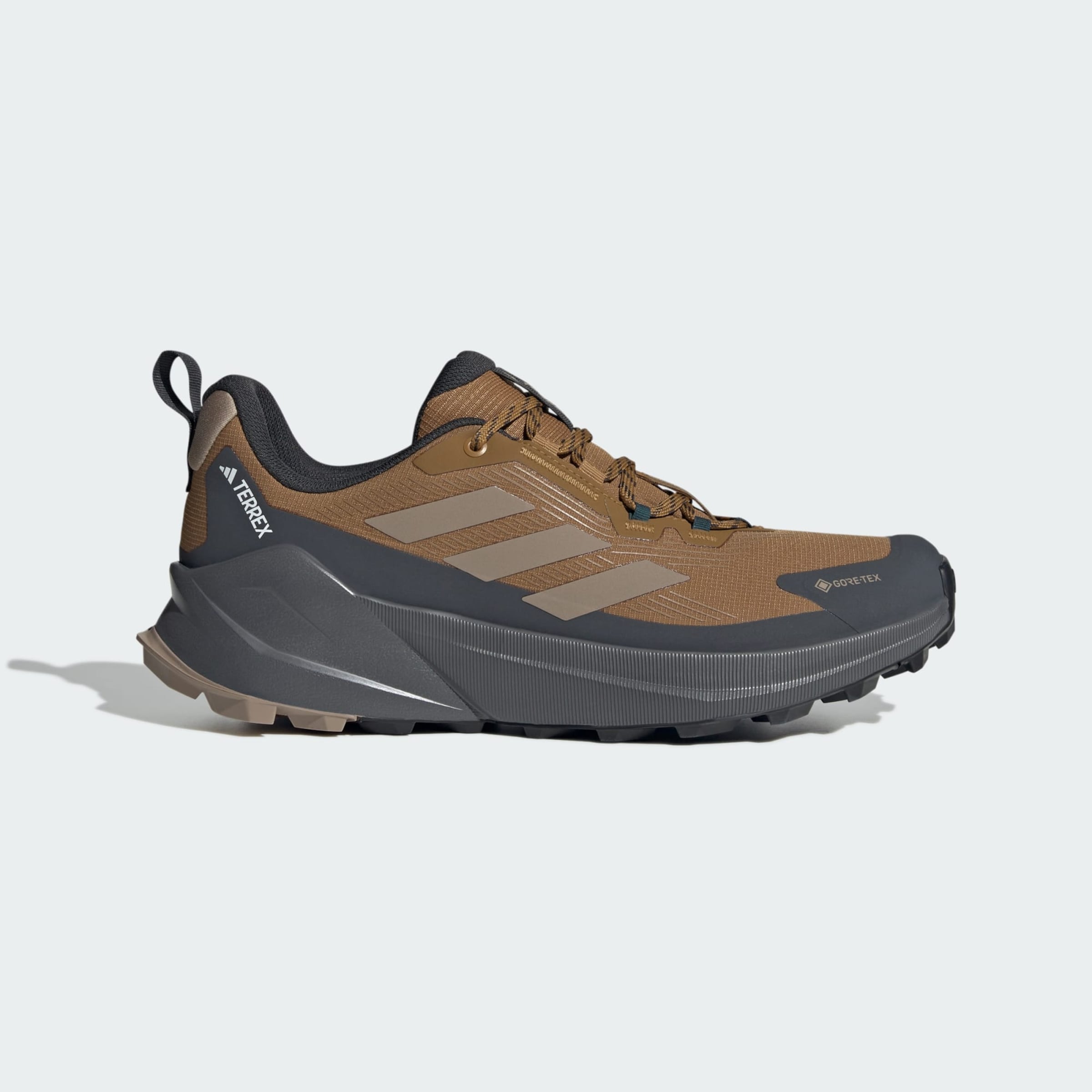 Vintage Trekking Shoe Sand