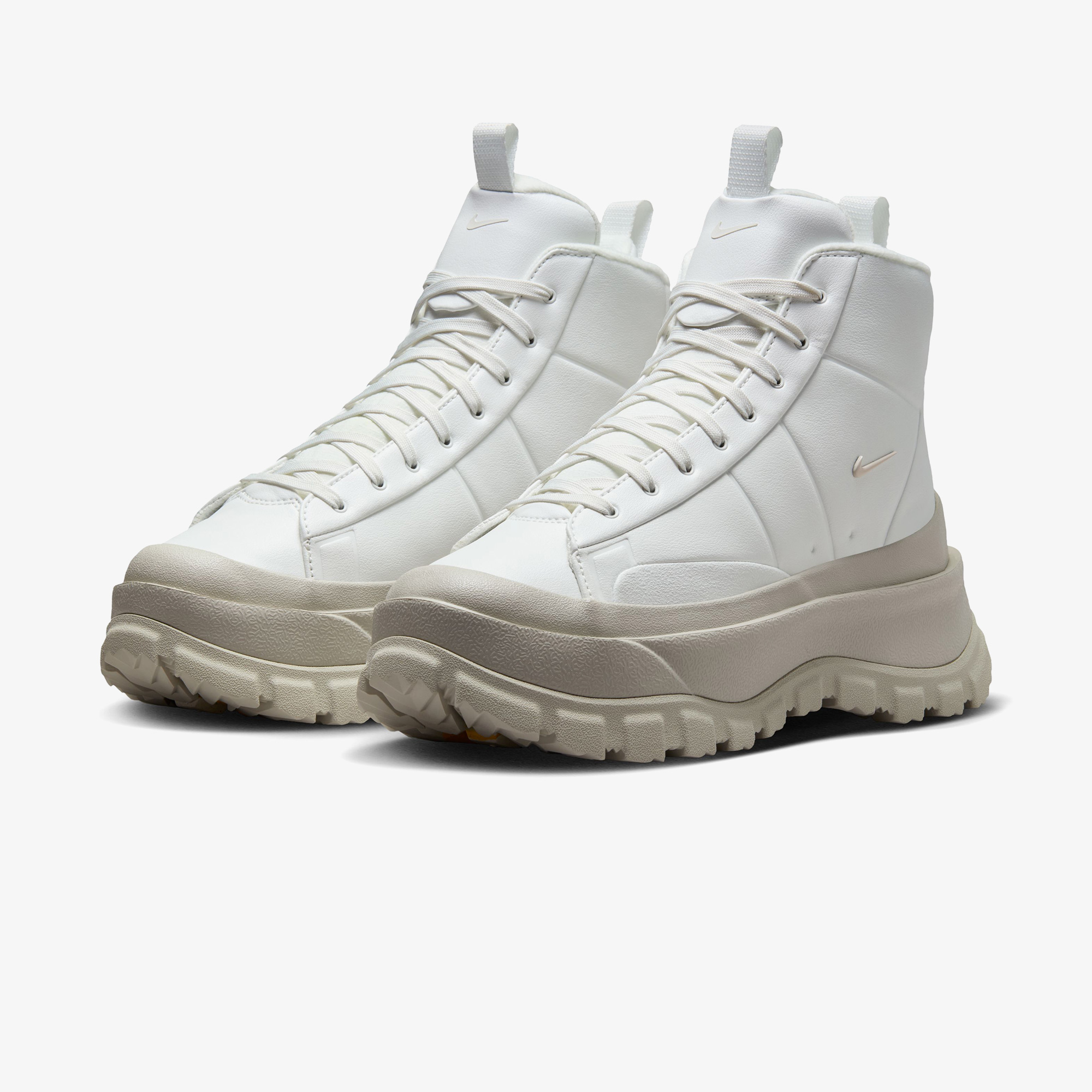 Summit Mid Hiking Boot Onyx