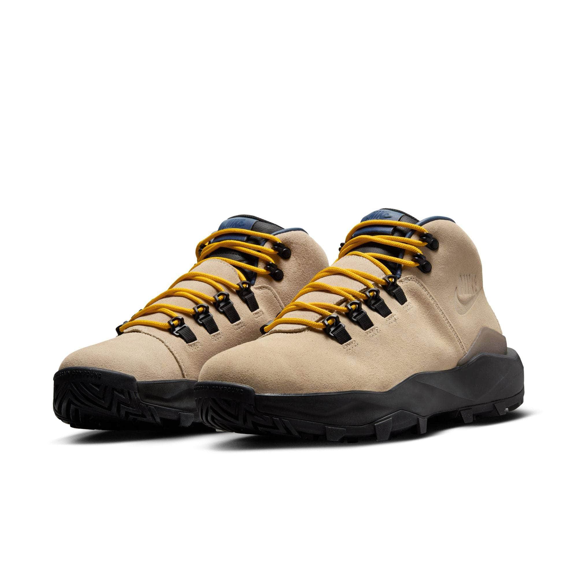 Signature Desert Hiking Boot Navy